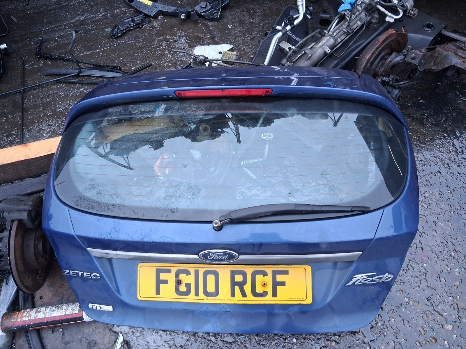 FORD FIESTA MK7 2010 5 DOOR REAR COMPLETE TAILGATE BOOTLID BLUE