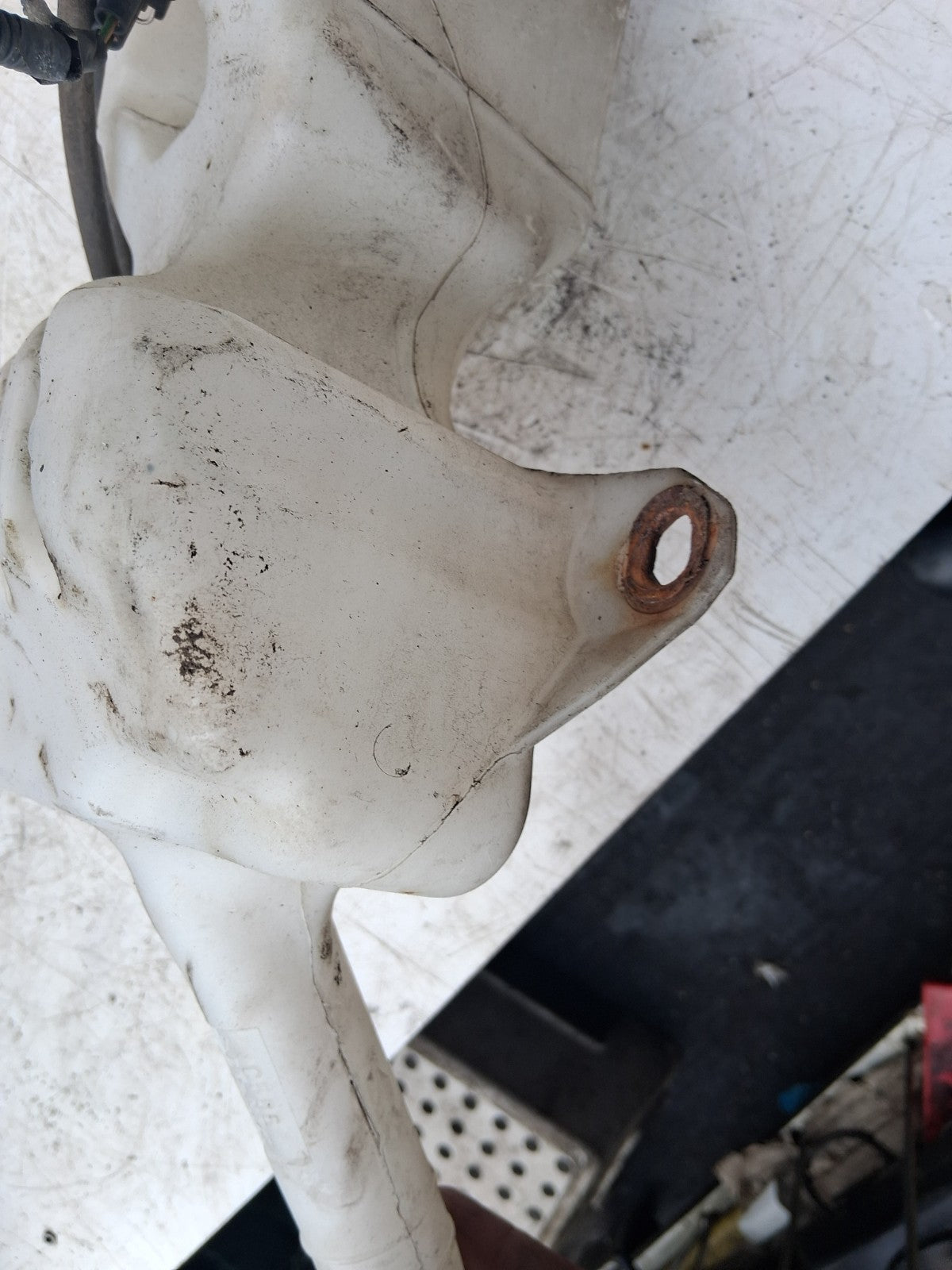2010 FIAT 500 LOUNGE MK1 FRONT WINDSCREEN WASHER BOTTLE TANK RESERVOIR