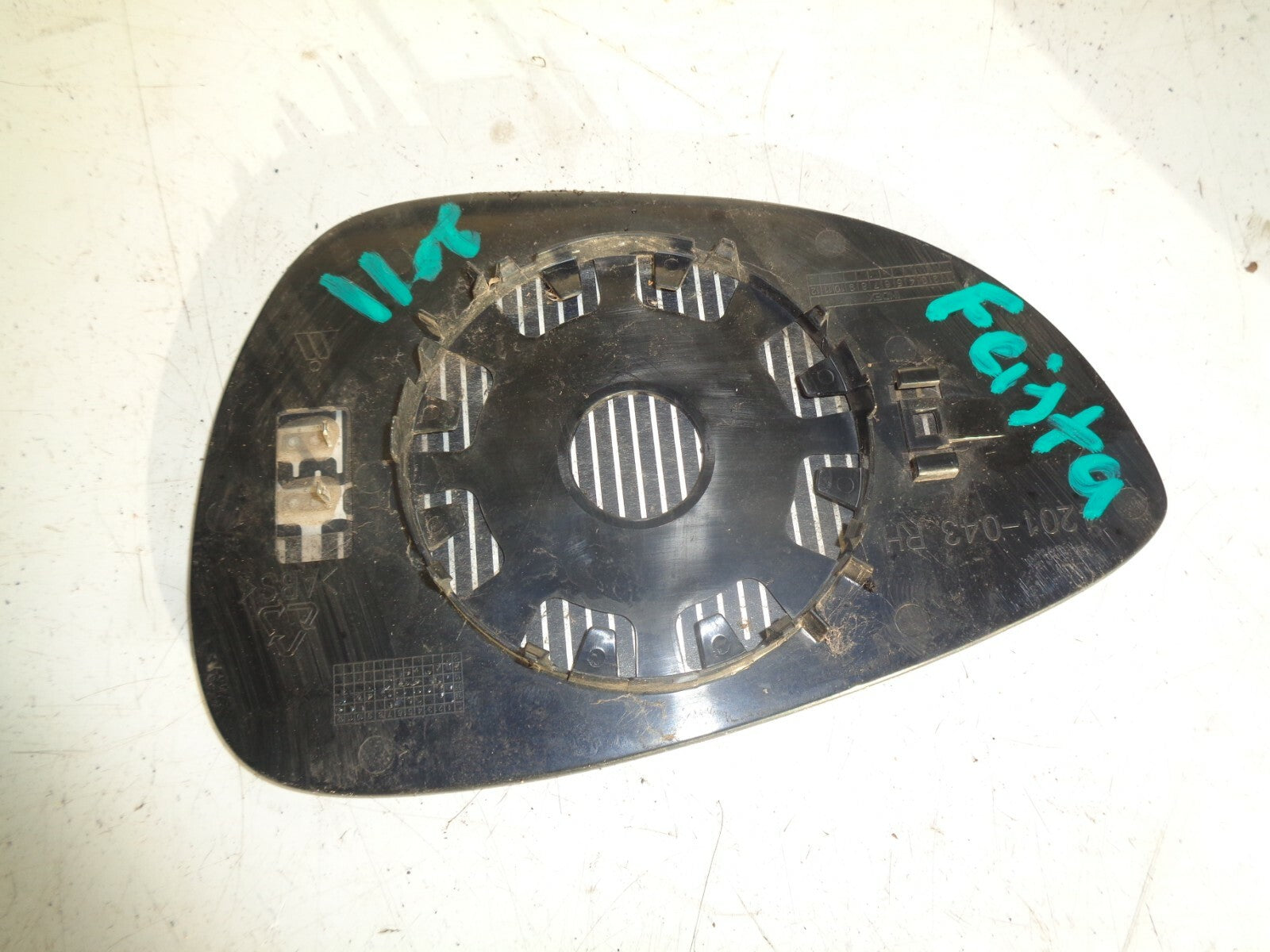 FORD FIESTA  2011 OS DRIVER SIDE WING MIRROR INNER GLASS