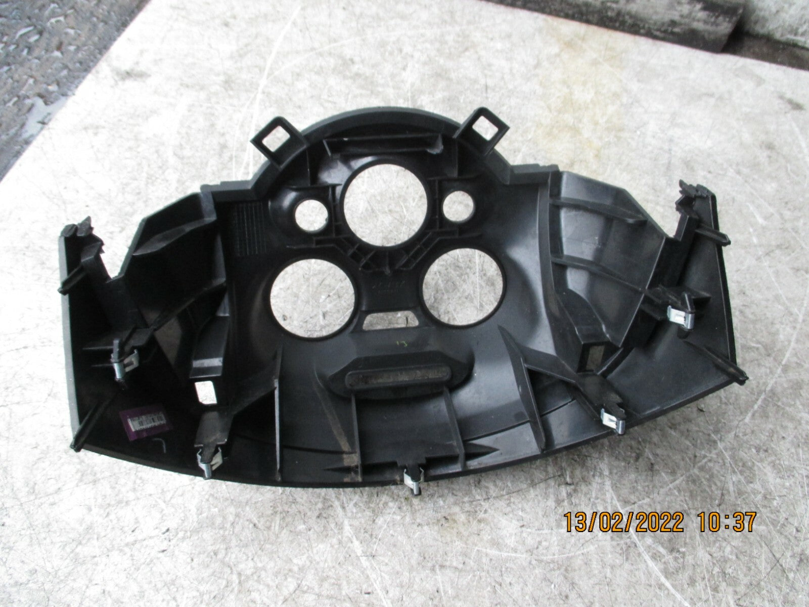 NISSAN MICRA 2014 MK4 HEATER AC CONTROL SURROUND TRIM 275703HN0A