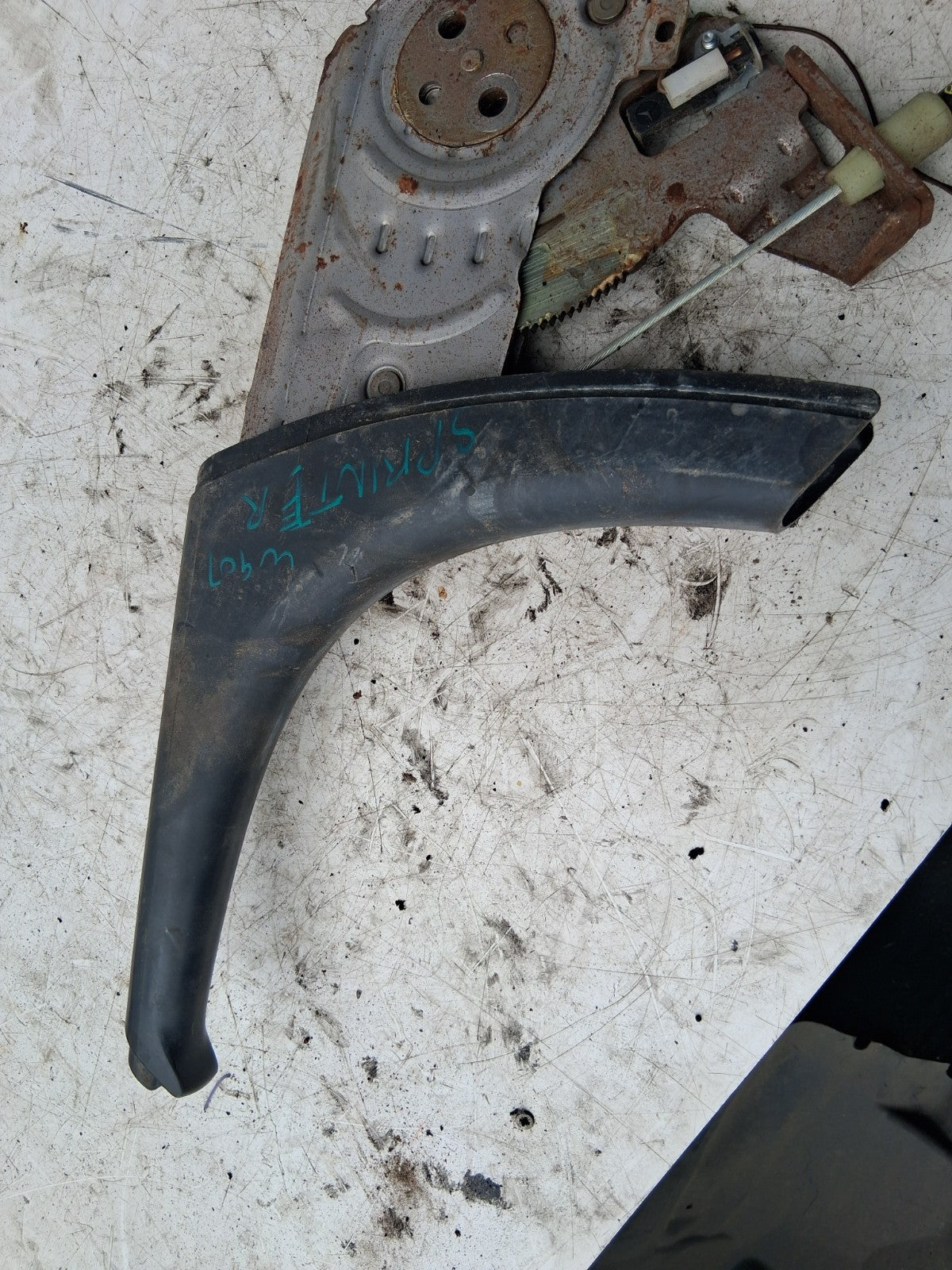 2021 MERCEDES SPRINTER W907 MANUAL HANDBRAKE LEVER MECHANISM