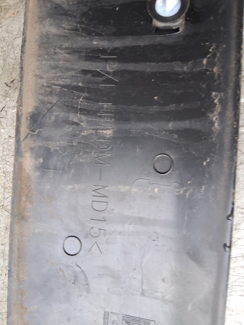 2018 CITROEN BERLINGO MK2 OSR DRIVER SIDE REAR DOOR MOULDING TRIM 9681644777