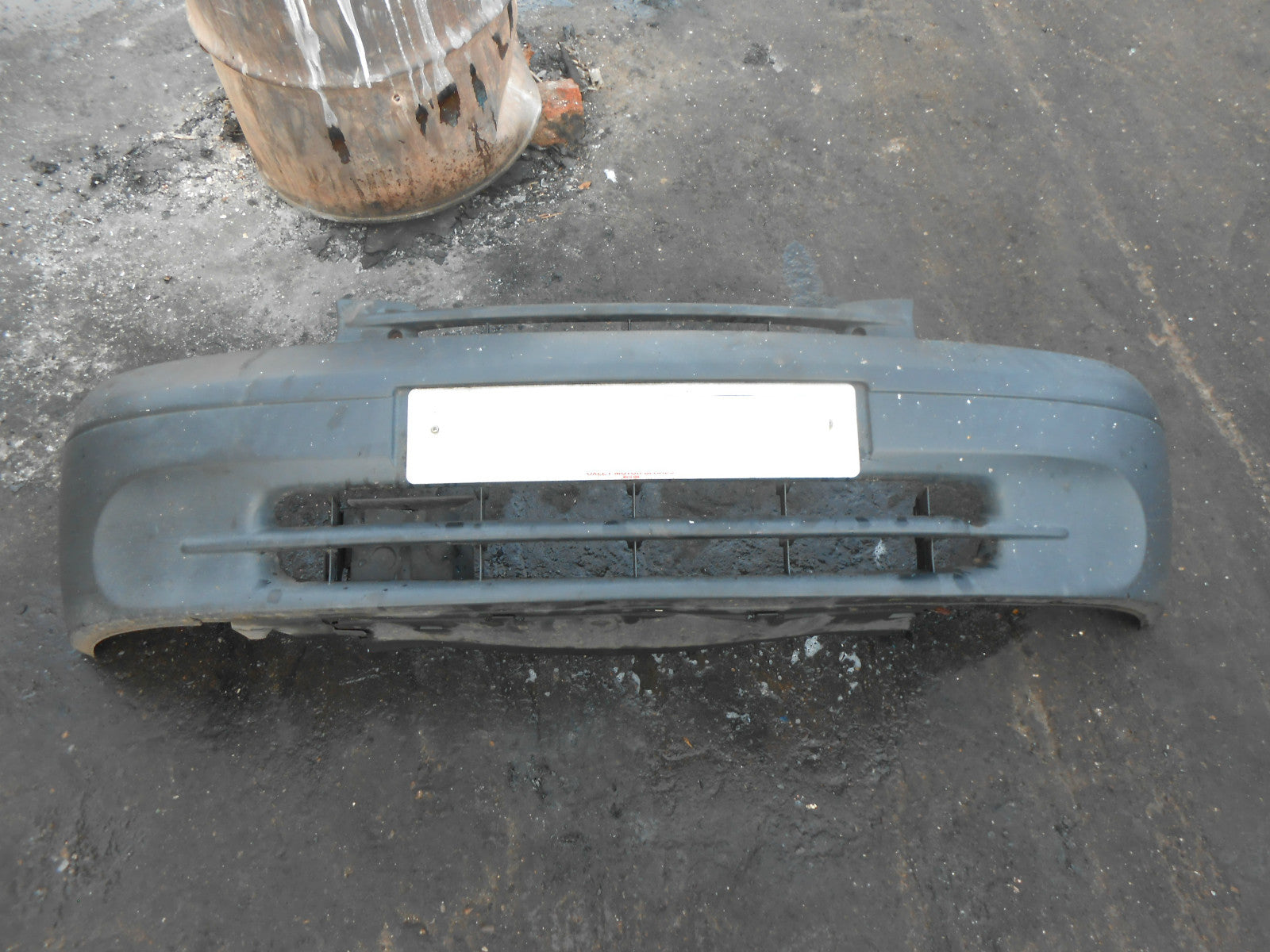 RENAULT KANGOO MK1 PH1 2001 COMPLETE BLACK PLASTIC FRONT BUMPER