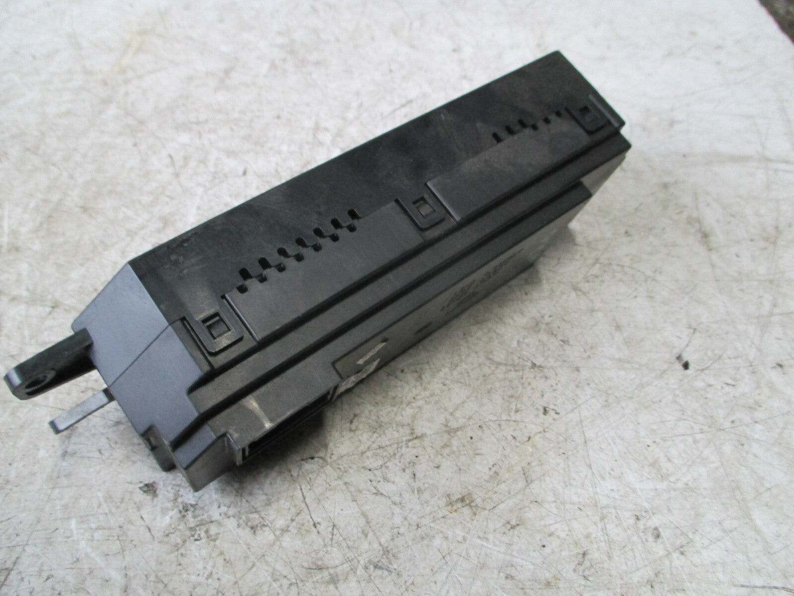HYUNDAI I20 MK1 MULTIFUNCTION CLOCK DISPLAY SCREEN 941011J081