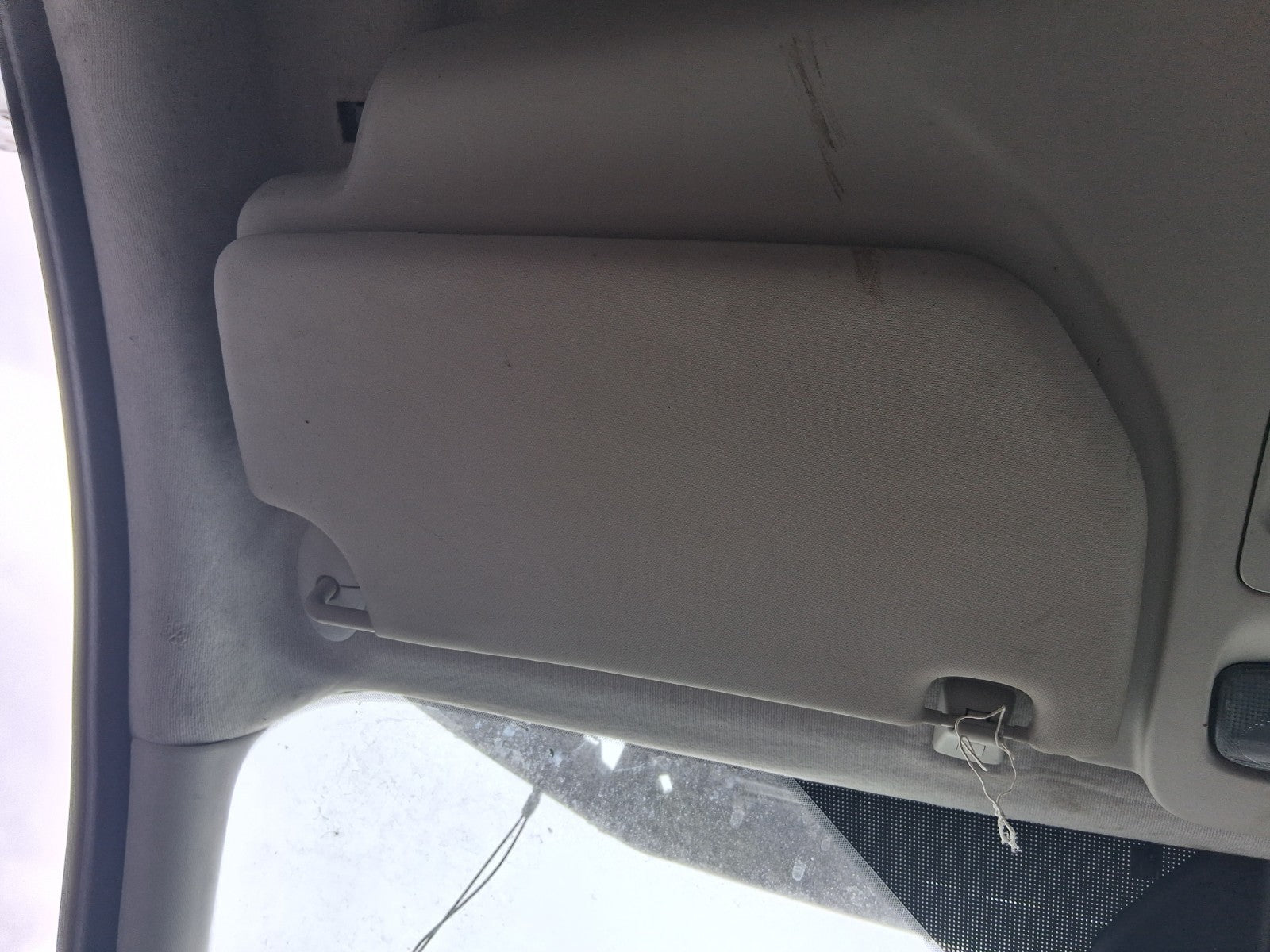 FORD TRANSIT COURIER 2015 NSF PASSENGER SIDE FRONT SUN VISOR CREAM
