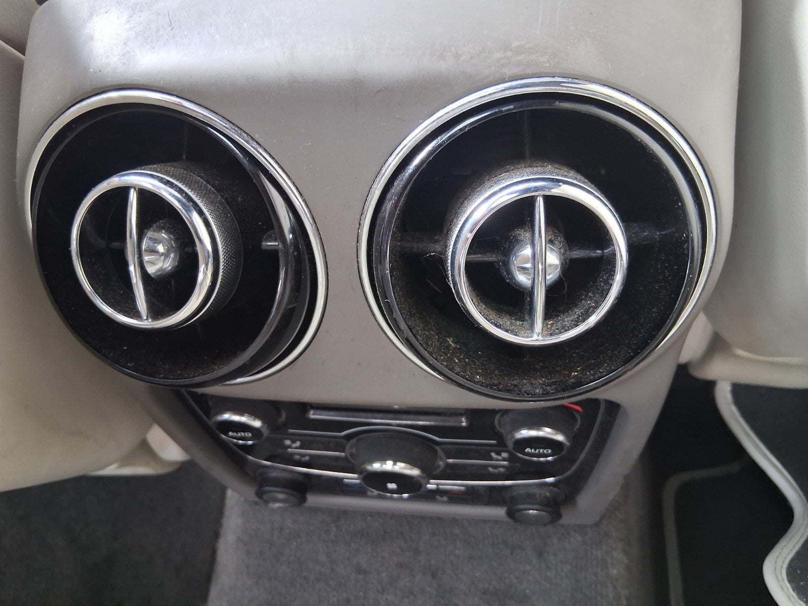 2012 JAGUAR XJ X351 REAR AC HEATER CLIMATE CONTROL PANEL WITH AIR VENTS