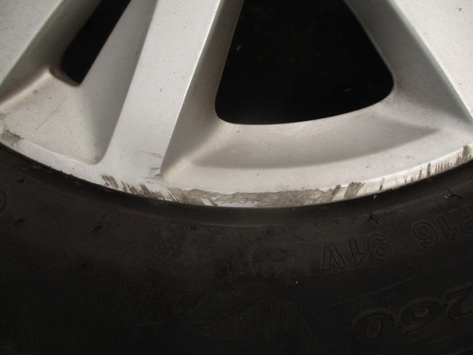 2014 PEUGEOT 308 MK2 16 INCH ALLOY WHEEL WITH TYRE 205/55R16 REF 1