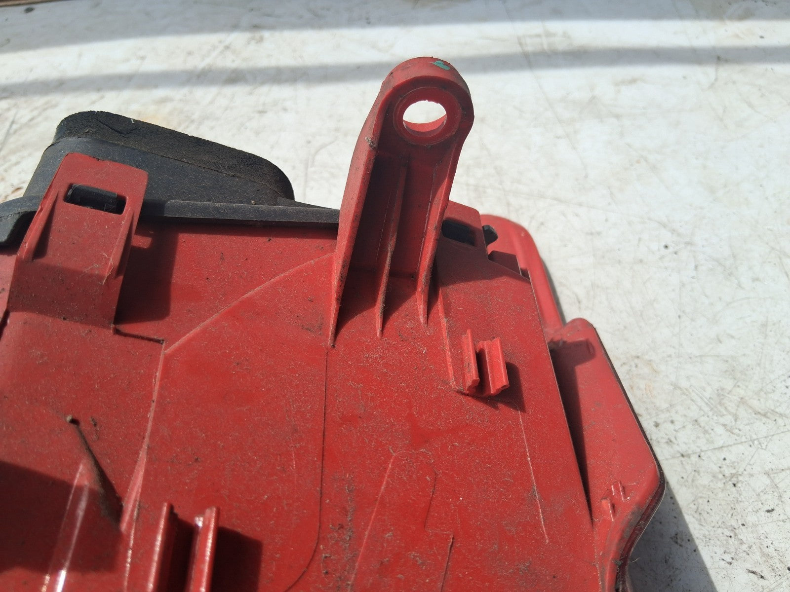 2012 PEUGEOT 3008 OSR DRIVER SIDE REAR OUTER TAIL LIGHT LAMP