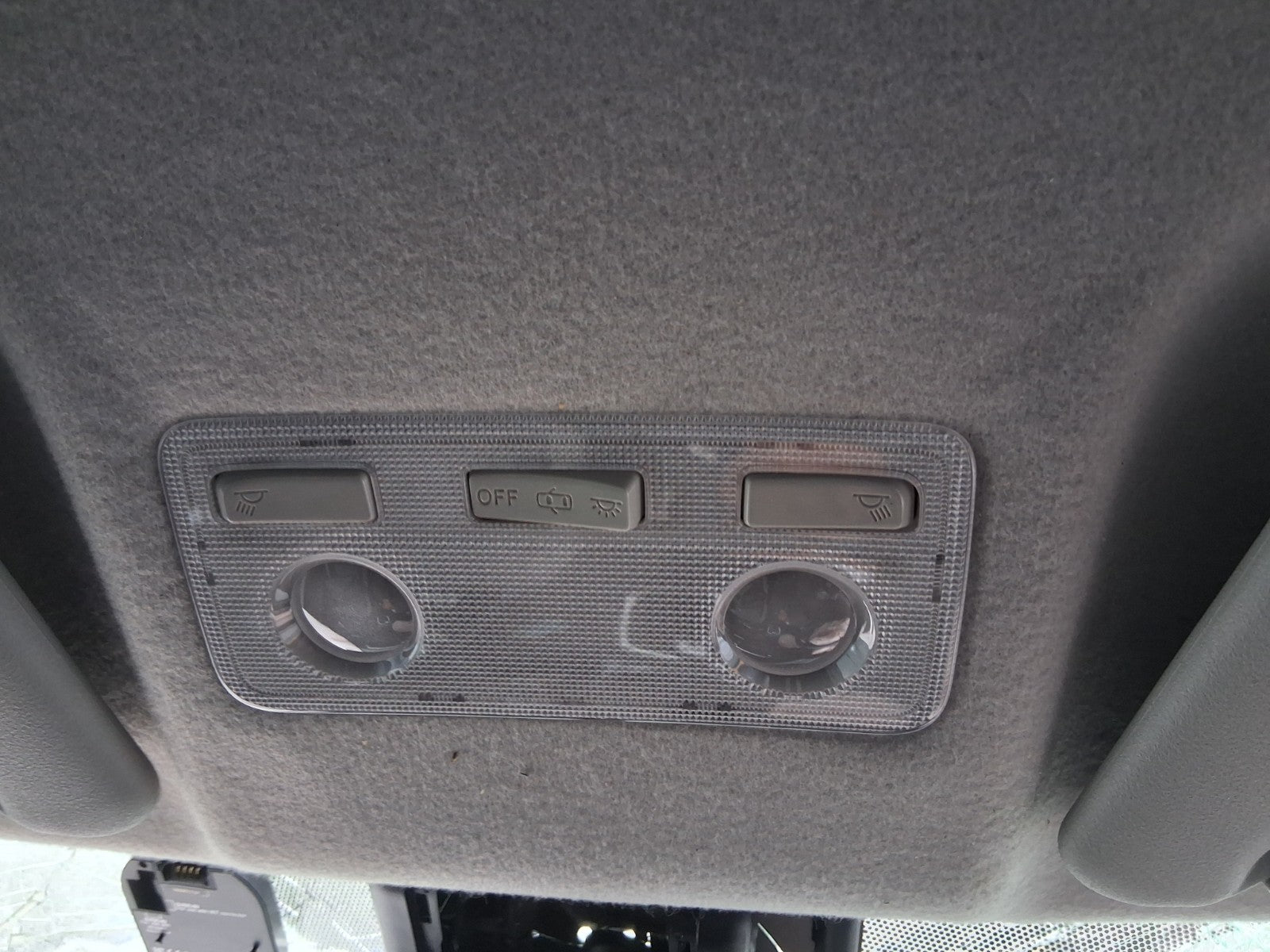 TOYOTA YARIS MK3 2019 FRONT INTERIOR ROOF READING LIGHT