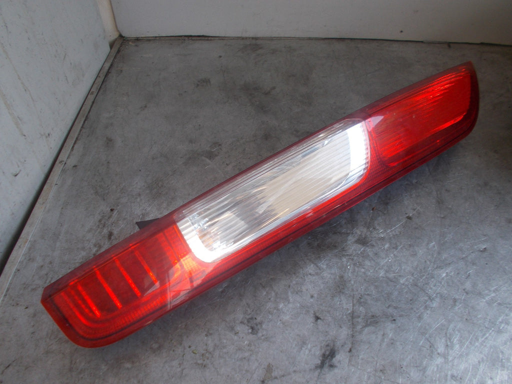 FORD FOCUS MK2 2006 REAR LEFT NSR PASSENGER SIDE REAR LIGHT 4M5113405A