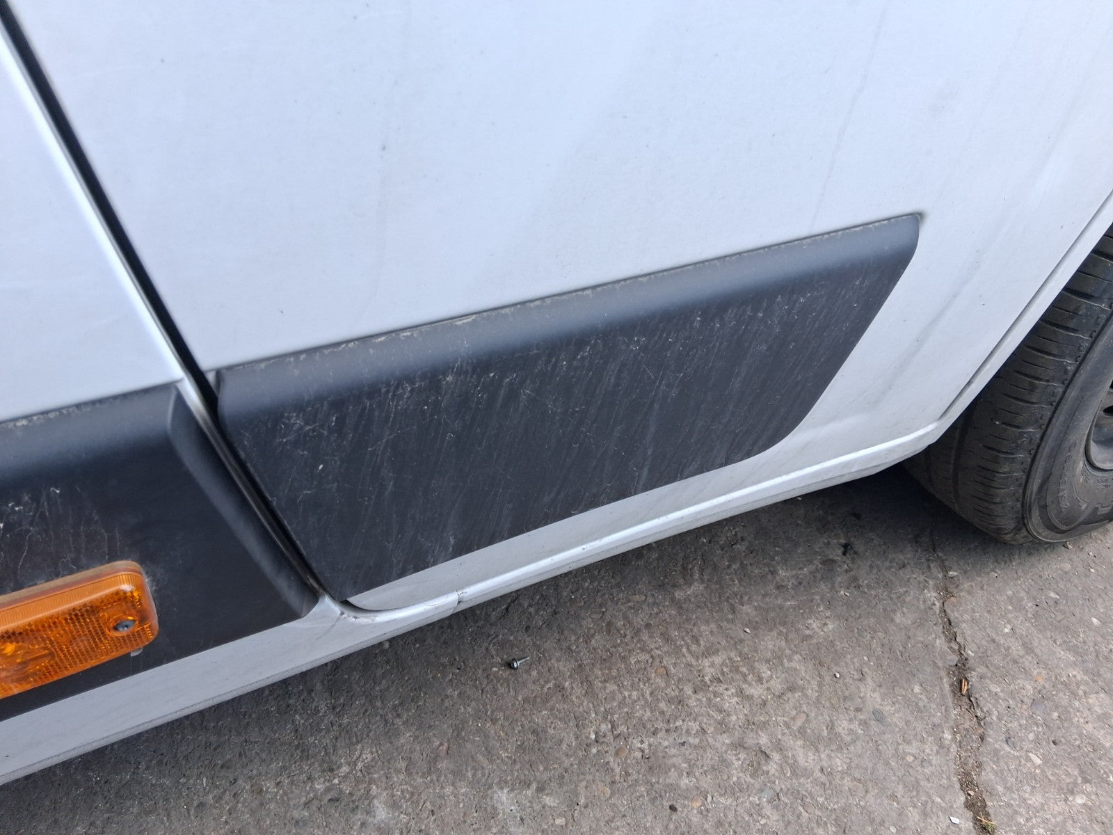 2025 CITROEN RELAY MK3 HIGH ROOF OS DRIVER SIDE FRONT DOOR MOULDING TRIM