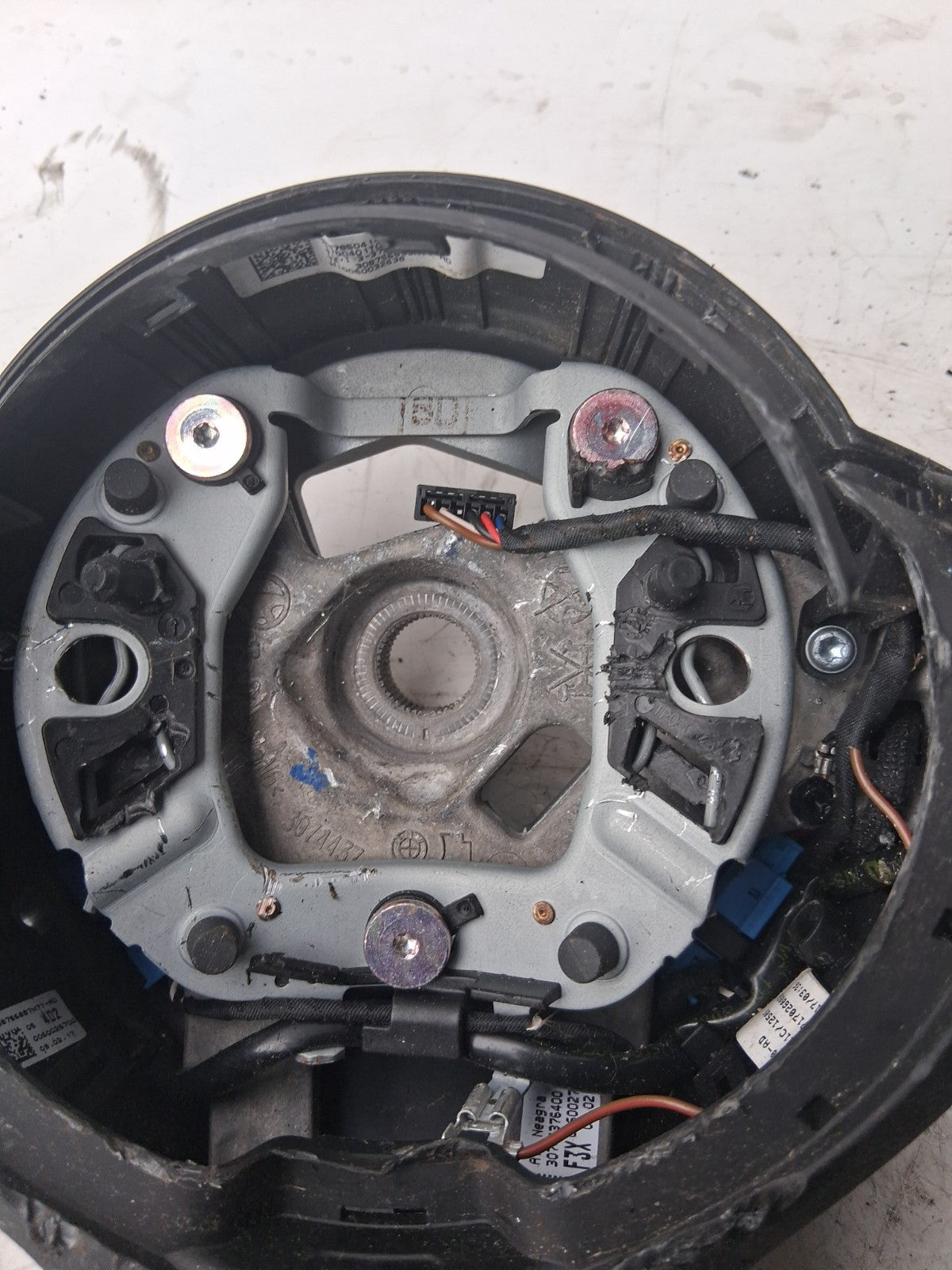 2017 BMW 3 SERIES F30 MULTIFUNCTIONING STEERING WHEEL 300756887N77AD