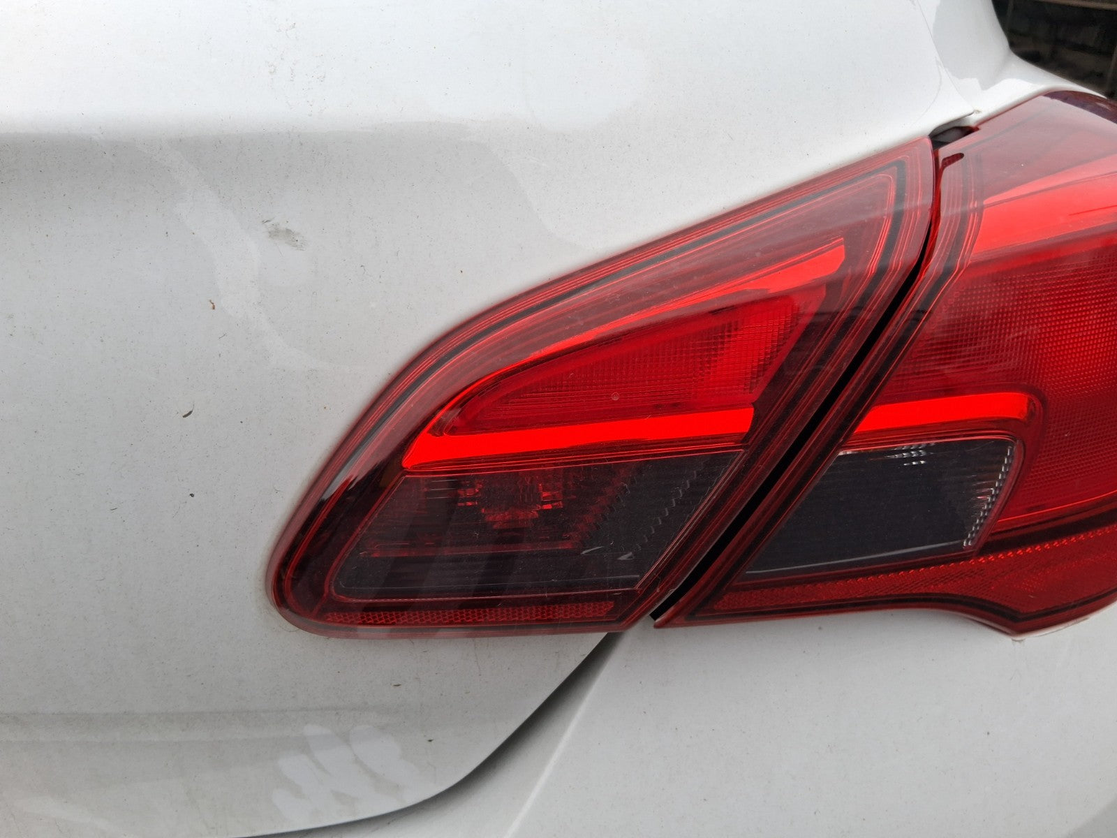 2019 VAUXHALL CORSA E 3 DOOR OSR DRIVER SIDE REAR INNER TAIL LIGHT LAMP