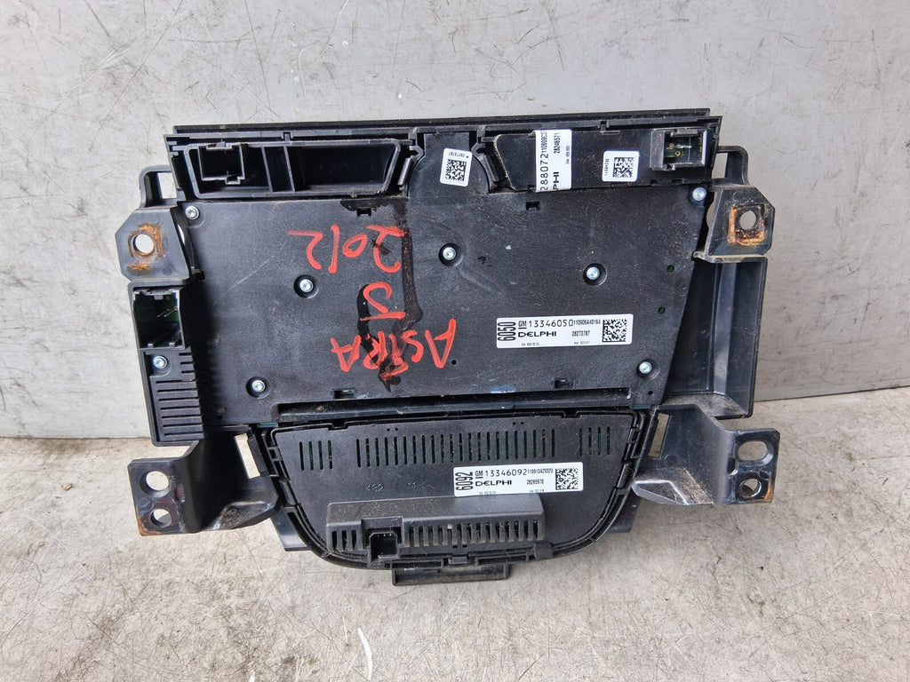 2012 VAUXHALL ASTRA J MULTIMEDIA & AC HEATER SWITCH CONTROL PANEL 13346050