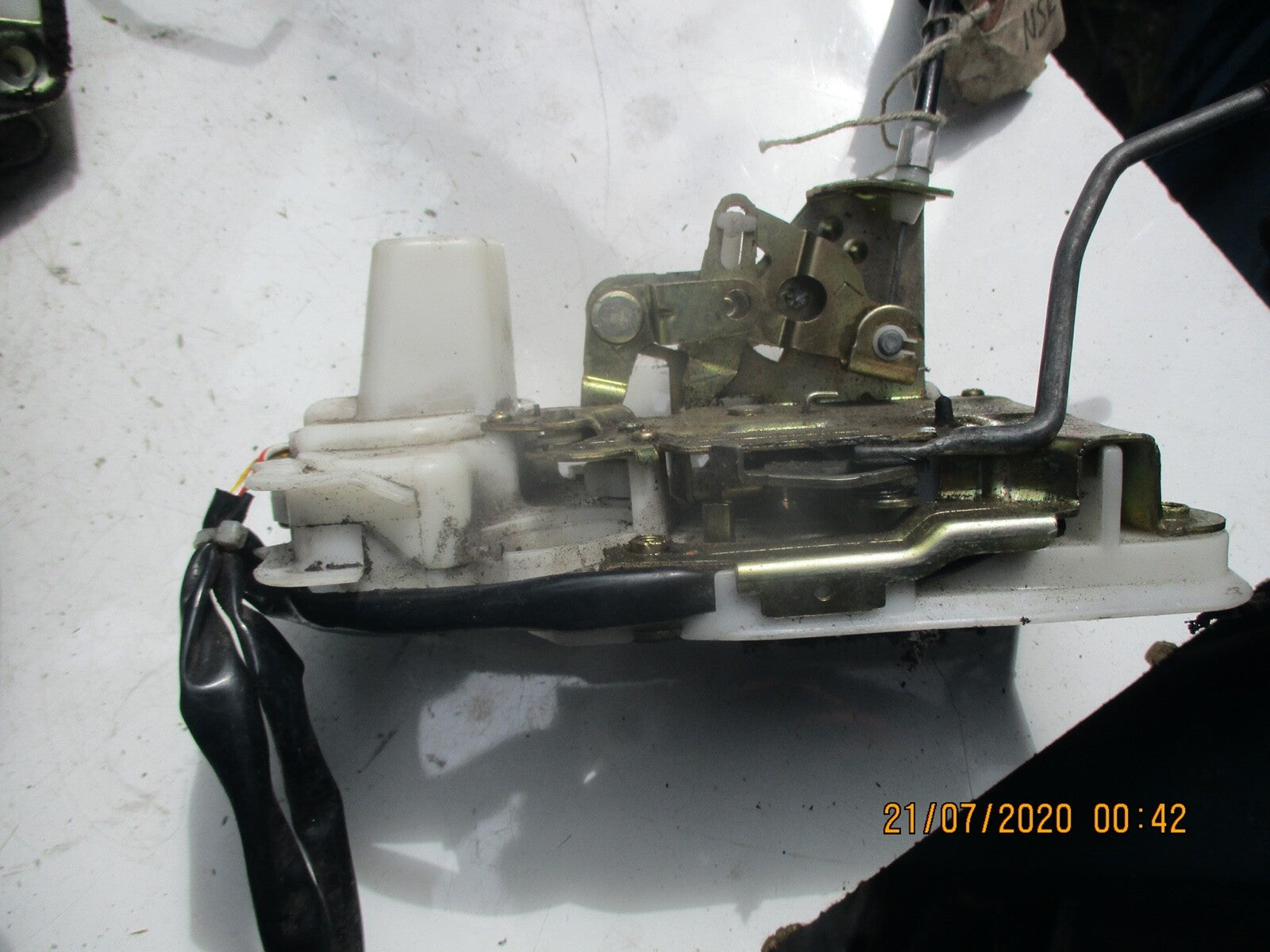HONDA LEGEND MK1 1997 NEAR SIDE REAR DOOR LOCK MECH