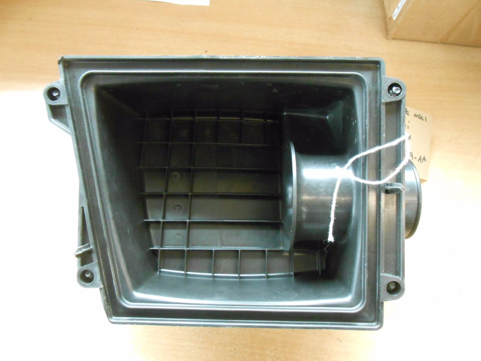 FORD TRANSIT CONNECT 2004 1.8 TDDI (BHPA) MAF MASS AIR SENSOR & AIR BOX LID