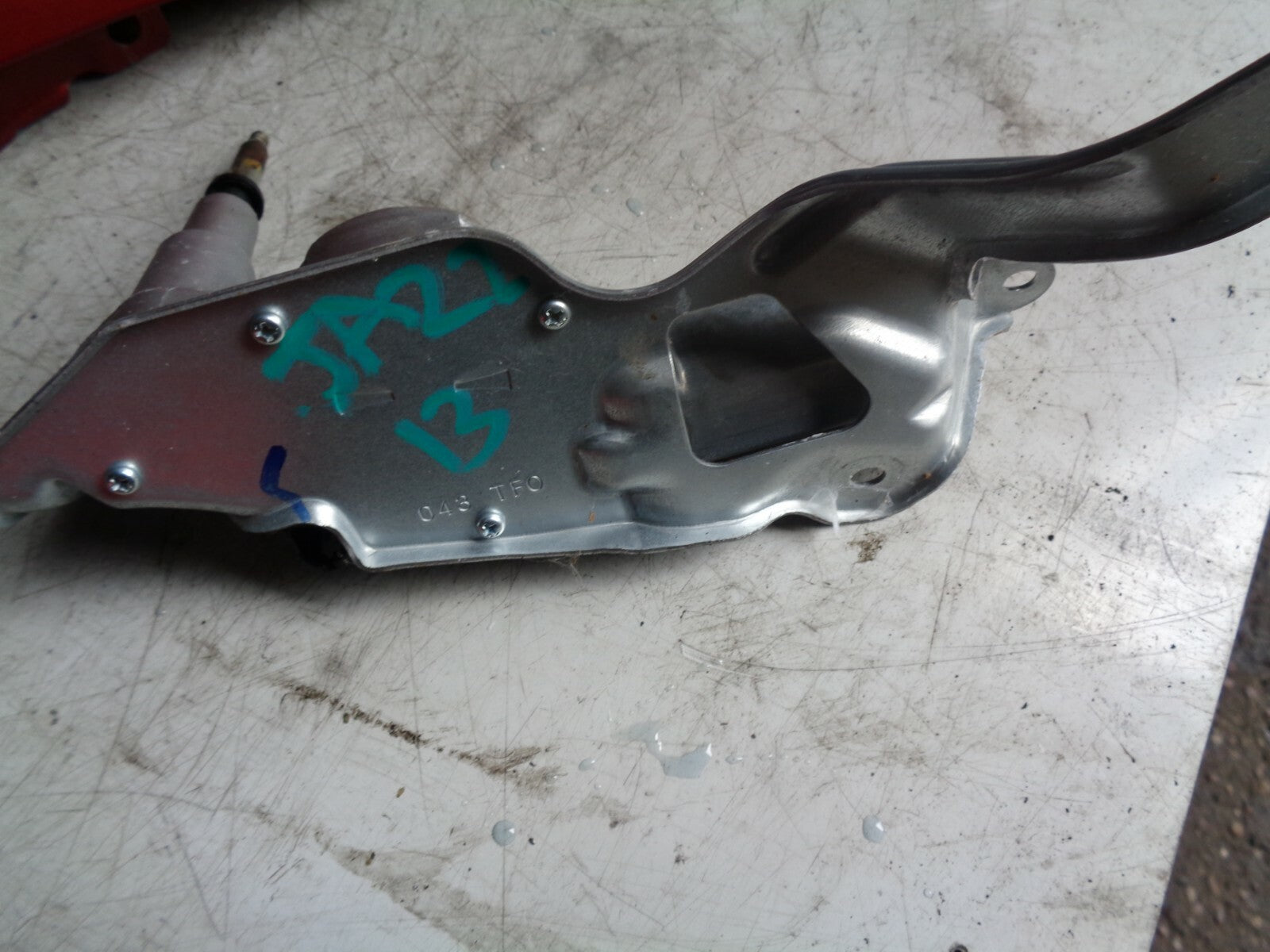 HONDA JAZZ 2013 MK3 REAR TAILGATE WINDOW GLASS WIPER MOTOR 043TF0