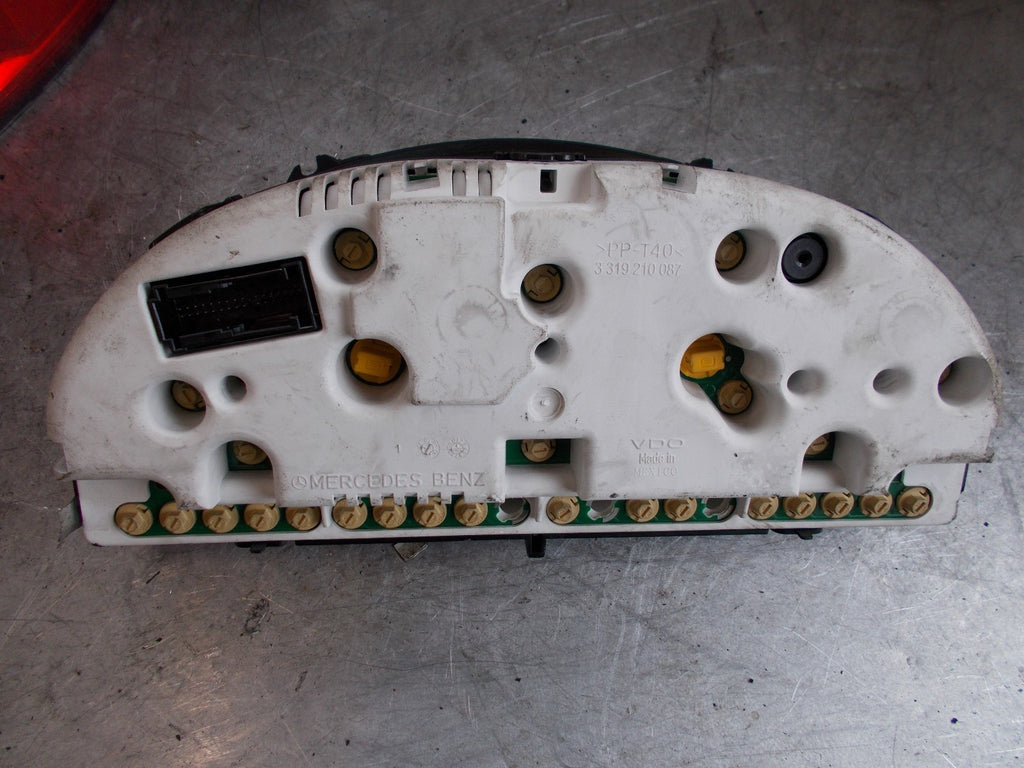 2002 MERCEDES M CLASS ML 2.7 CDI DIESEL SPEEDOMETER SPEEDO CLOCKS A2C53033841