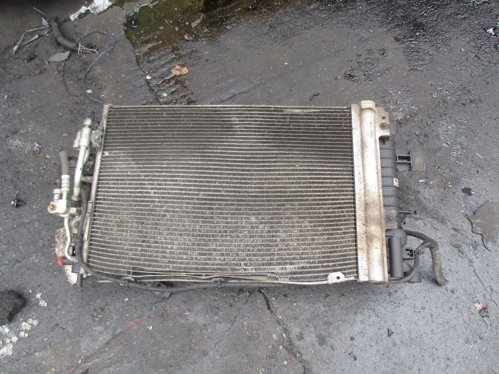 VAUXHALL ASTRA H 2004 1.4 PETROL WATER RADIATOR 13128801 RP 03