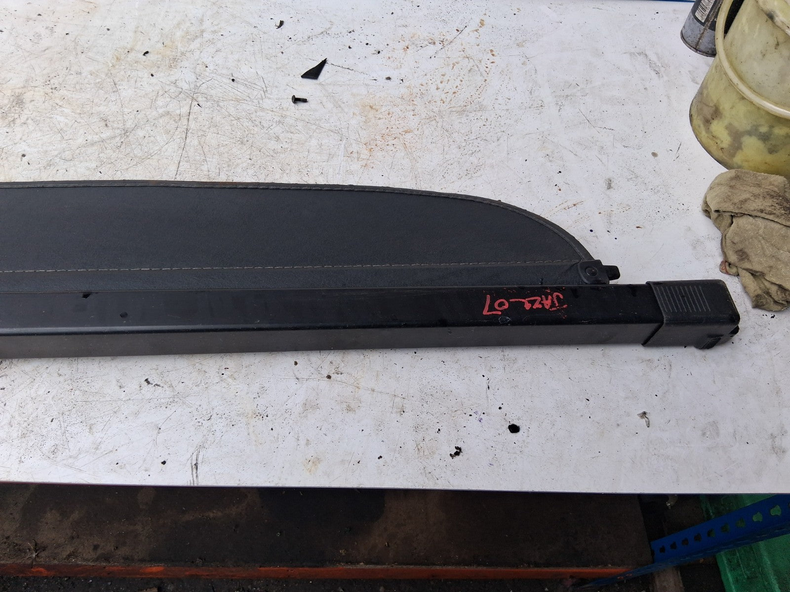 2007 HONDA JAZZ MK2 REAR RETRACTABLE PARCEL SHELF LOAD COVER
