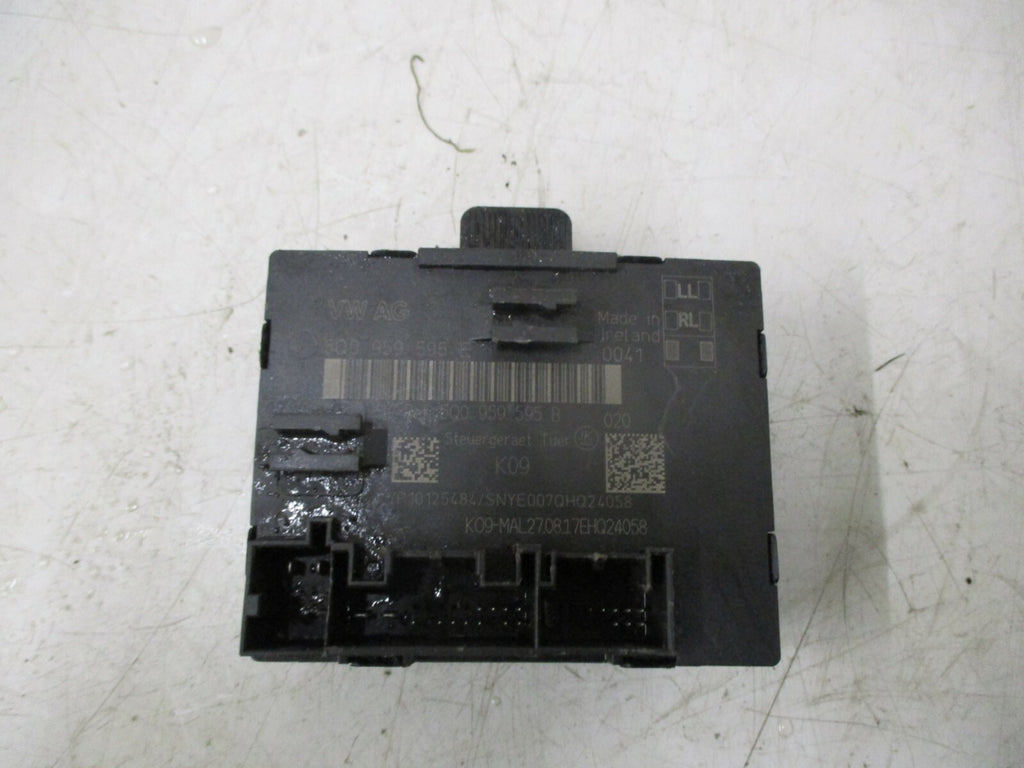 AUDI A3 8V S LINE 2017 OSR DRIVER SIDE REAR DOOR CONTROL MODULE 5Q0959595E