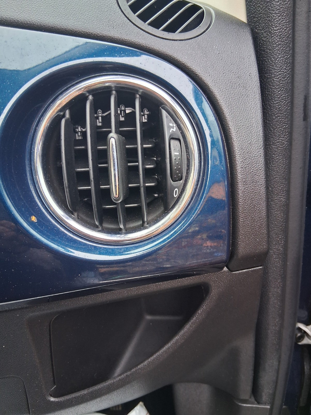 2023 FIAT 500 MHEV OSF DRIVER SIDE FRONT RIGHT AIR VENT