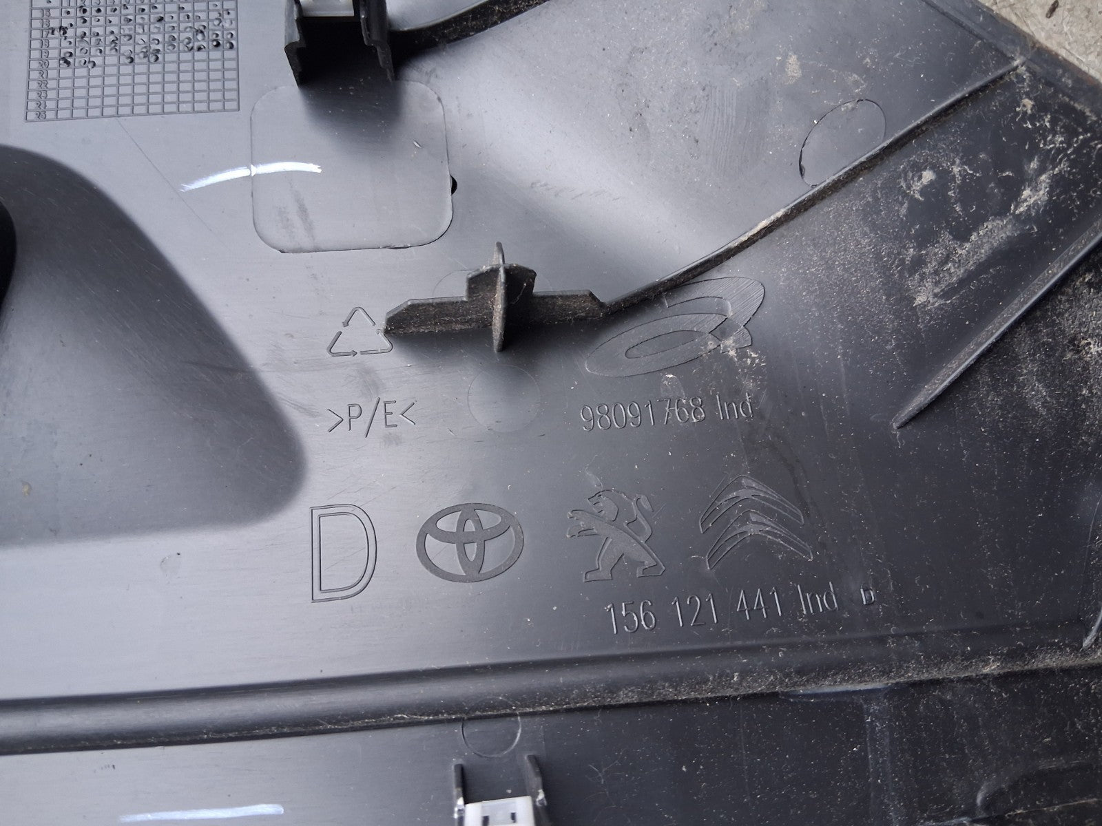 2021 VAUXHALL VIVARO MK3 OSF DRIVER SIDE FRONT RIGHT DOOR HANDLE TRIM 98091768