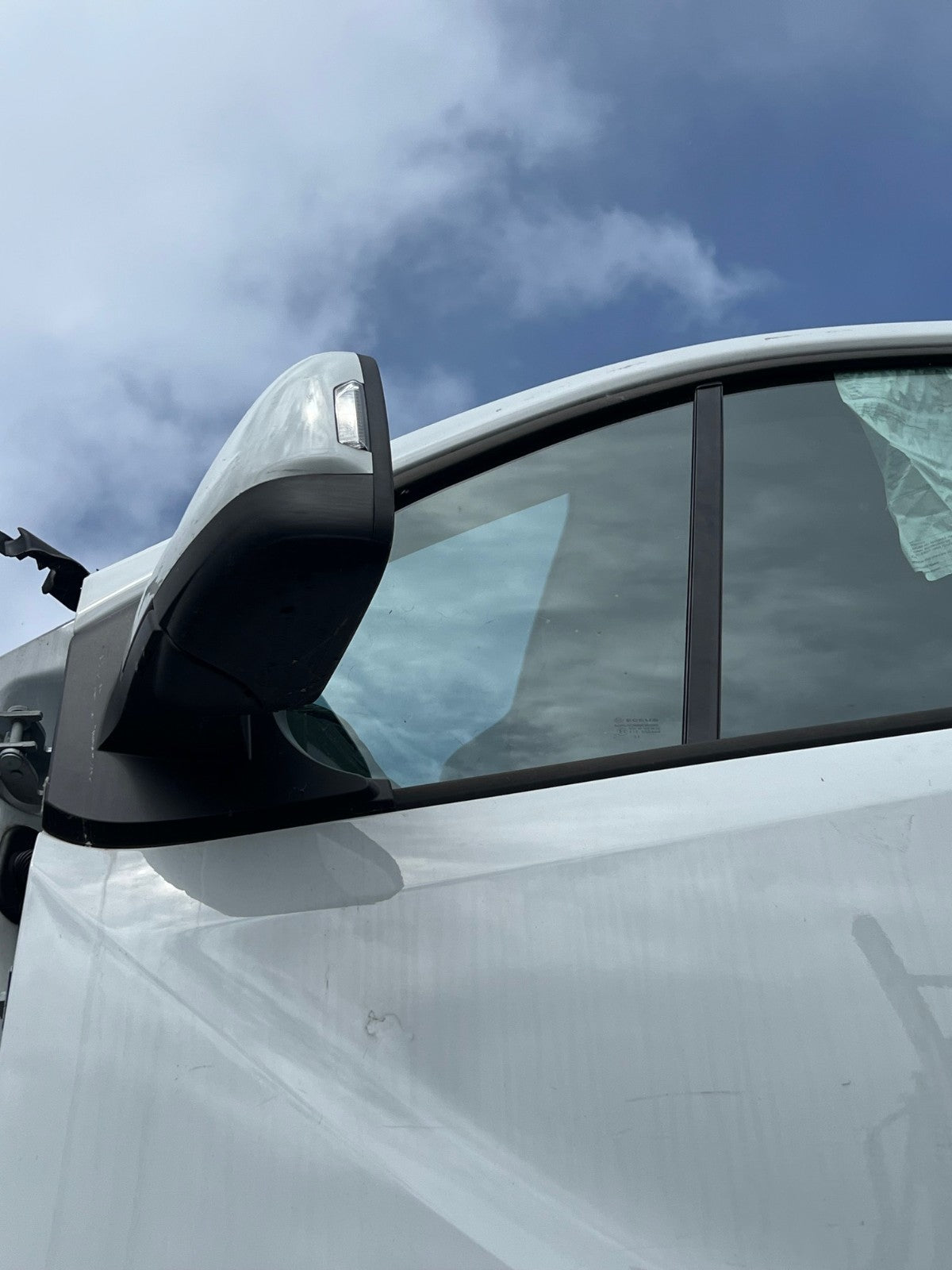 2024 RENAULT TRAFIC X82 MK3 NS PASSENGER SIDE FRONT QUARTER WINDOW GLASS