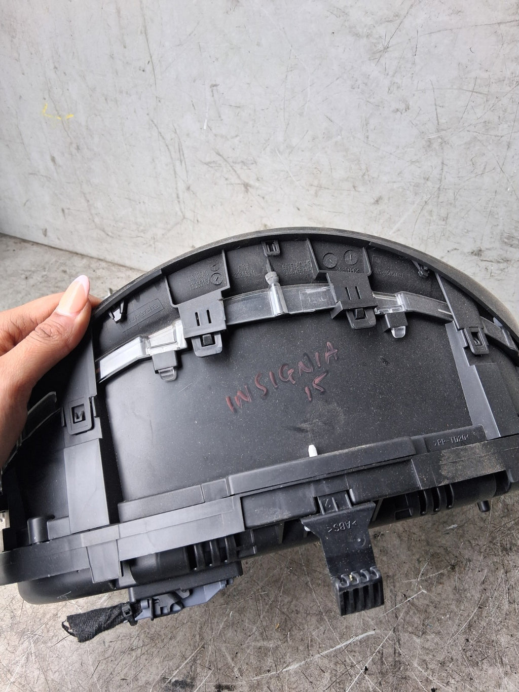 2015 VAUXHALL INSIGNIA SPEEDOMETER INSTRUMENT CLUSTER GAUGE 1335515X