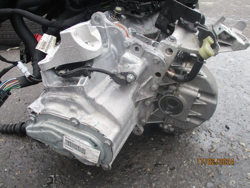 CITROEN C4 MK3 2022 1.2 PETROL 6 SPEED MANUAL GEARBOX 20XJ03