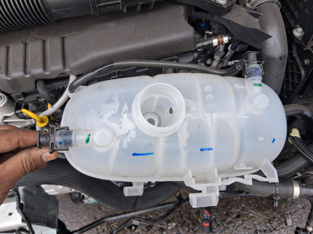 2024 RENAULT TRAFIC X82 2.0 DIESEL COOLANT OVERFLOW TANK WITHOUT LID 217105057R