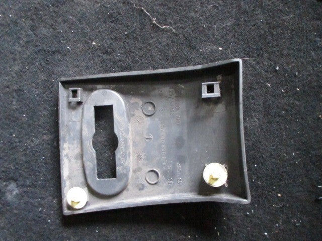 2021 MERCEDES SPRINTER W907 NS LEFT SIDE PILLAR MOULDING COVER TRIM A9066901182