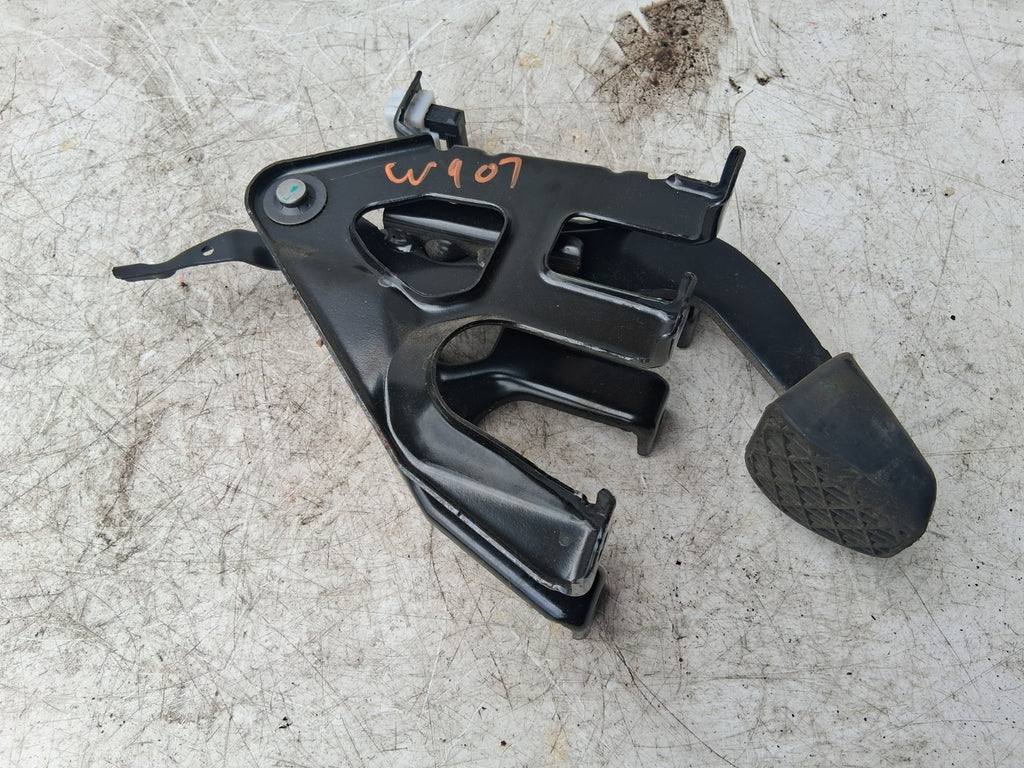 2021 MERCEDES BENZ SPRINTER W907 2.0 DIESEL BRAKE PEDAL ASSEMBLY A9102902300
