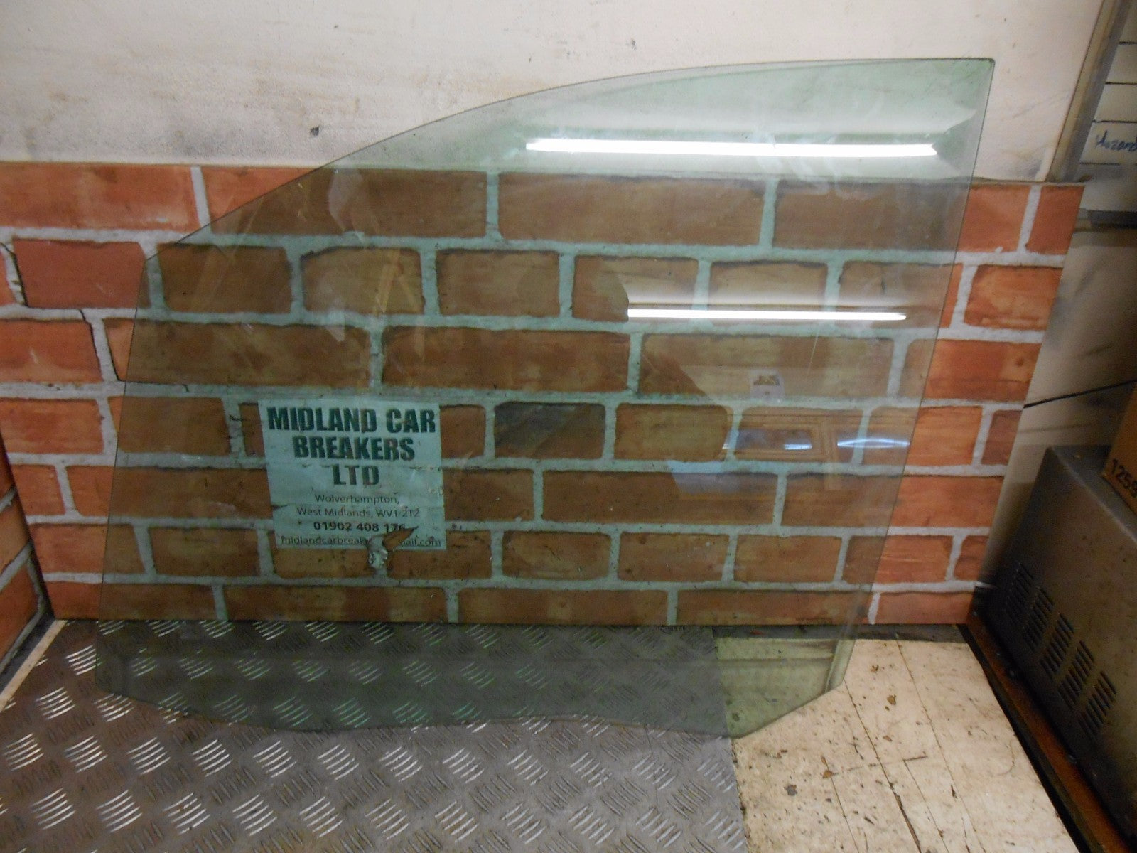 PEUGEOT 807 EXECUTIVE MPV 2005 NSF PASSENGER SIDE FRONT WINDOW GLASS