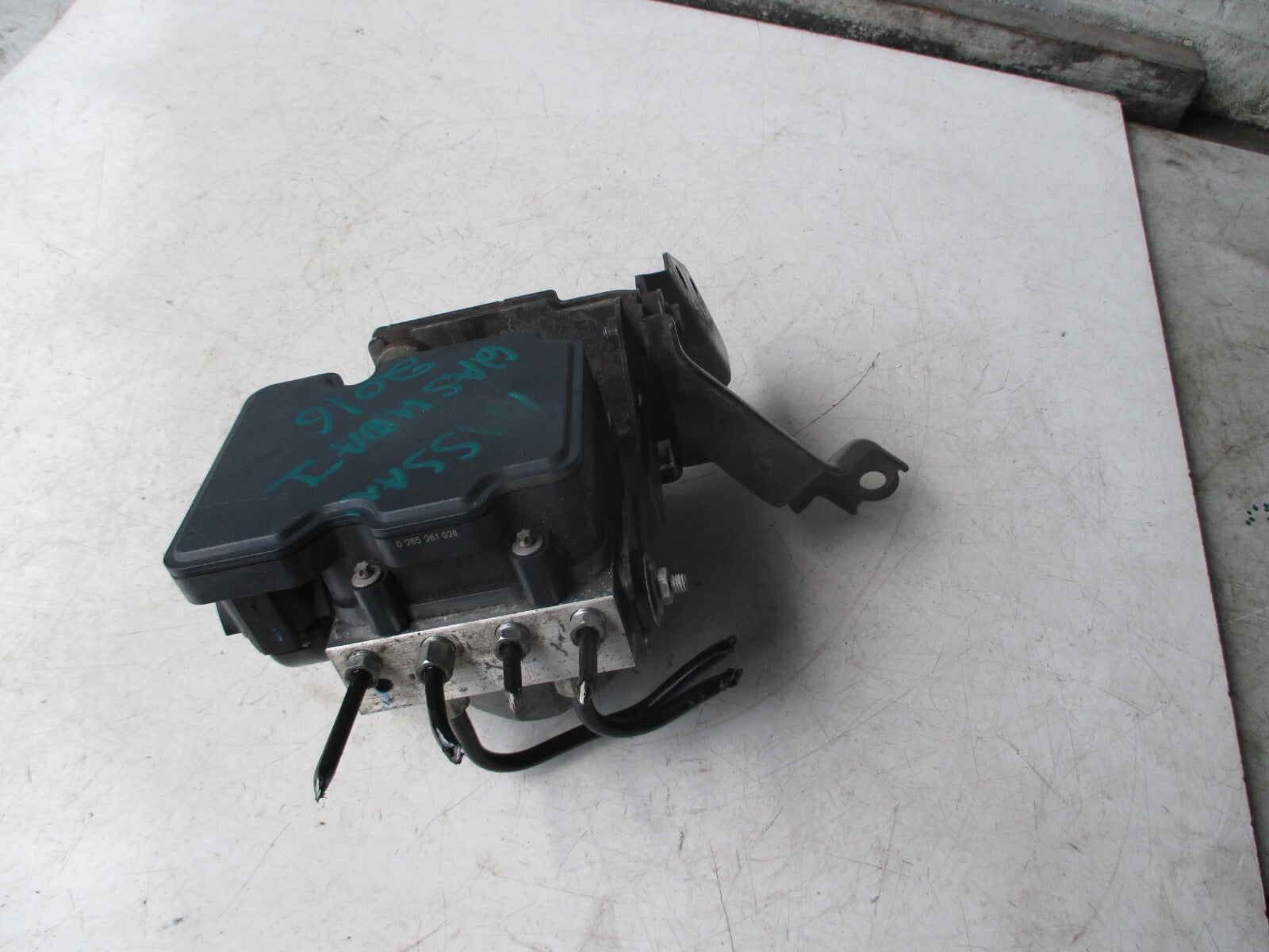 NISSAN QASHQAI MK2 J11 ABS BRAKE PUMP MOTOR CONTROL MODULE 0265261028 476604EA1E