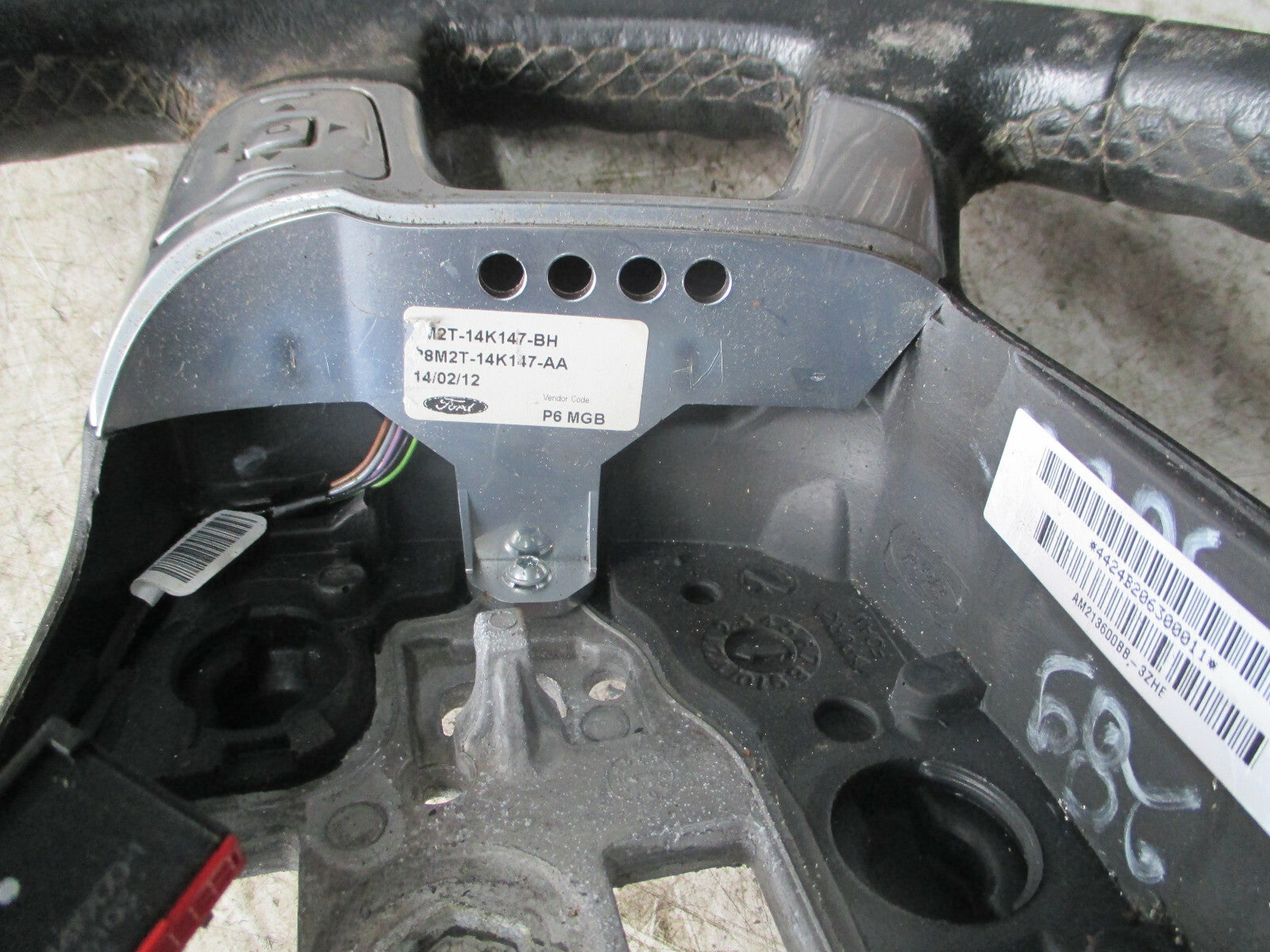 FORD GALAXY 2013 MK3 3 SPOKE MULTIFUNCTION STEERING WHEEL