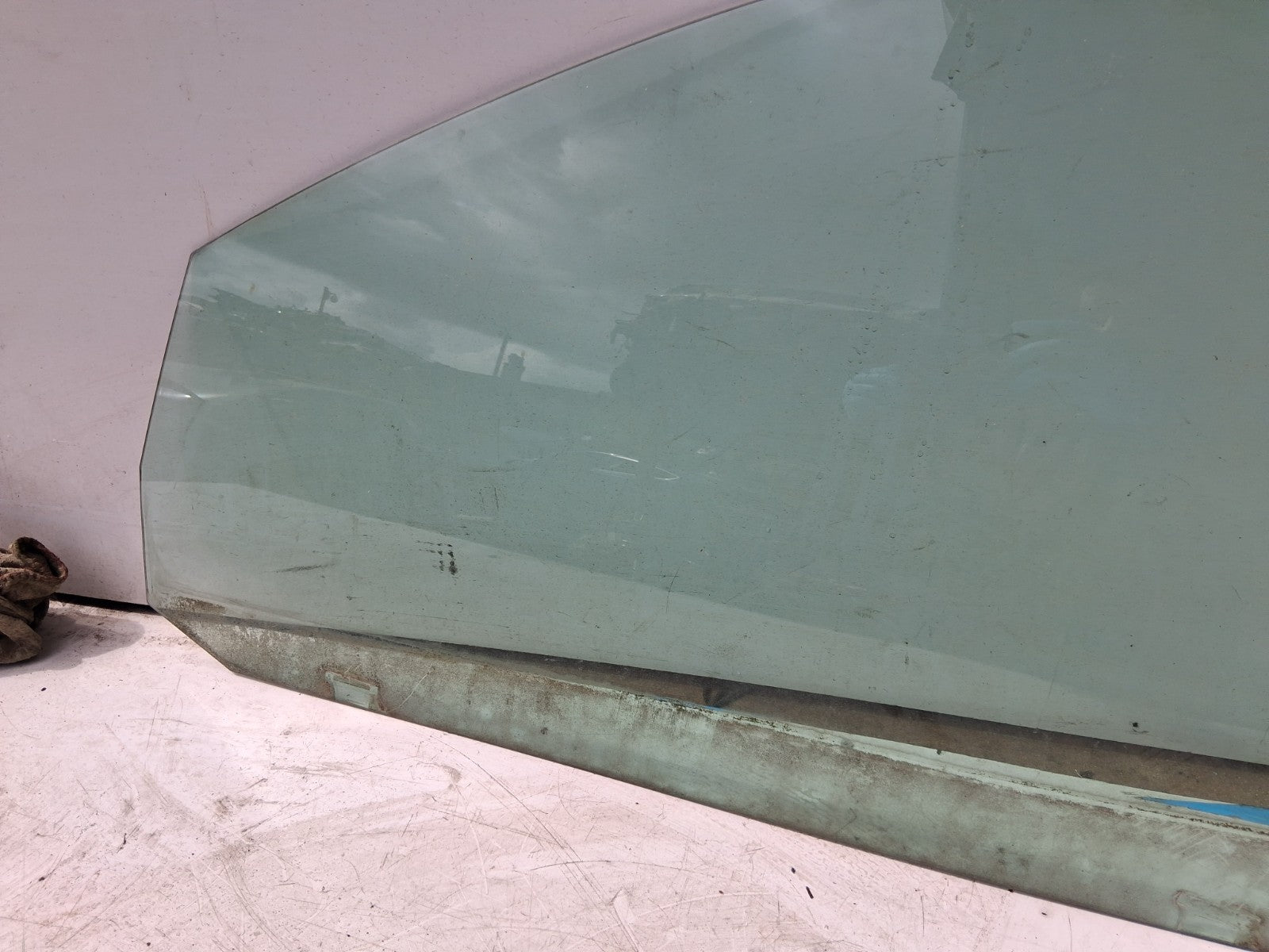 2007 VW VOLKSWAGEN GOLF MK5 NSF PASSENGER SIDE FRONT LEFT WINDOW GLASS