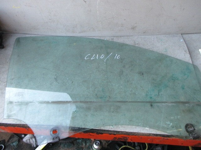 2010 RENAULT CLIO MK3 OSF DRIVER SIDE FRONT WINDOW GLASS