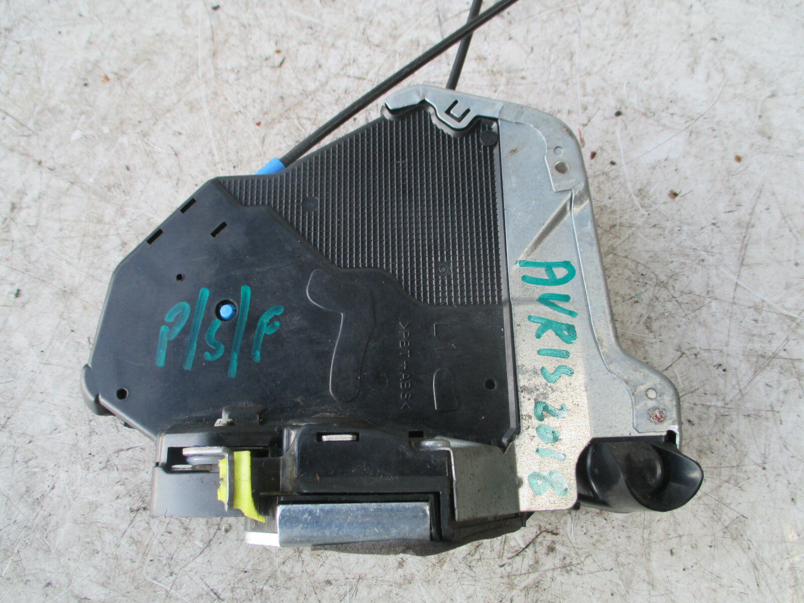 TOYOTA AURIS MK2 E180 2018 NSF PASSENGER SIDE FRONT DOOR LOCK MECH MECHANISM