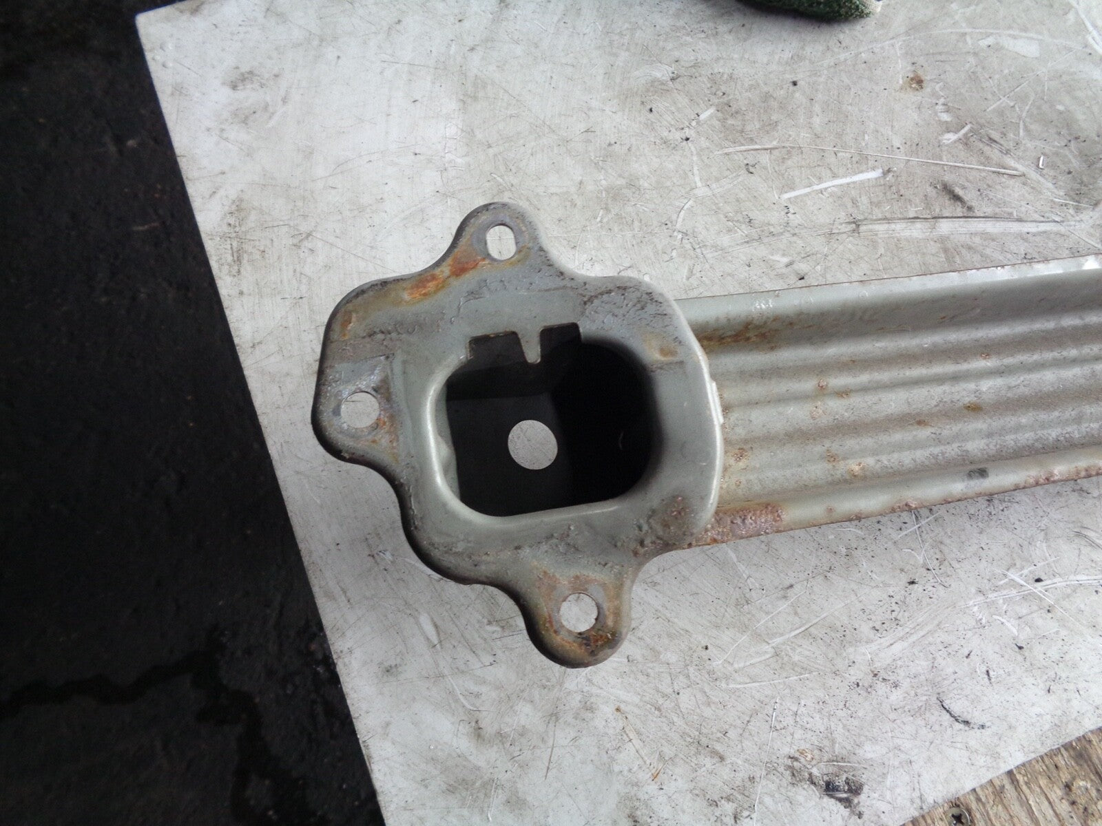 HONDA CIVIC MK8 REAR REINFORCEMENT CRASH BAR
