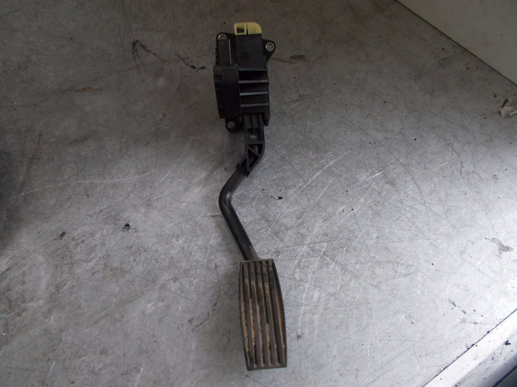 2009 VAUXHALL CORSA ACTIVE 1.0 PETROL ACCELERATOR THROTTLE PEDAL 13305805