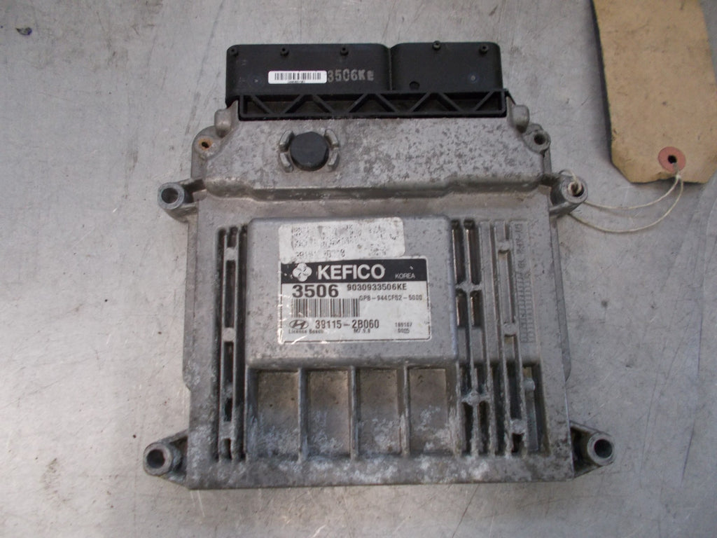 2009 HYUNDAI 1.4 16V PETROL ENGINE ECU 9030933506KE 391152B060