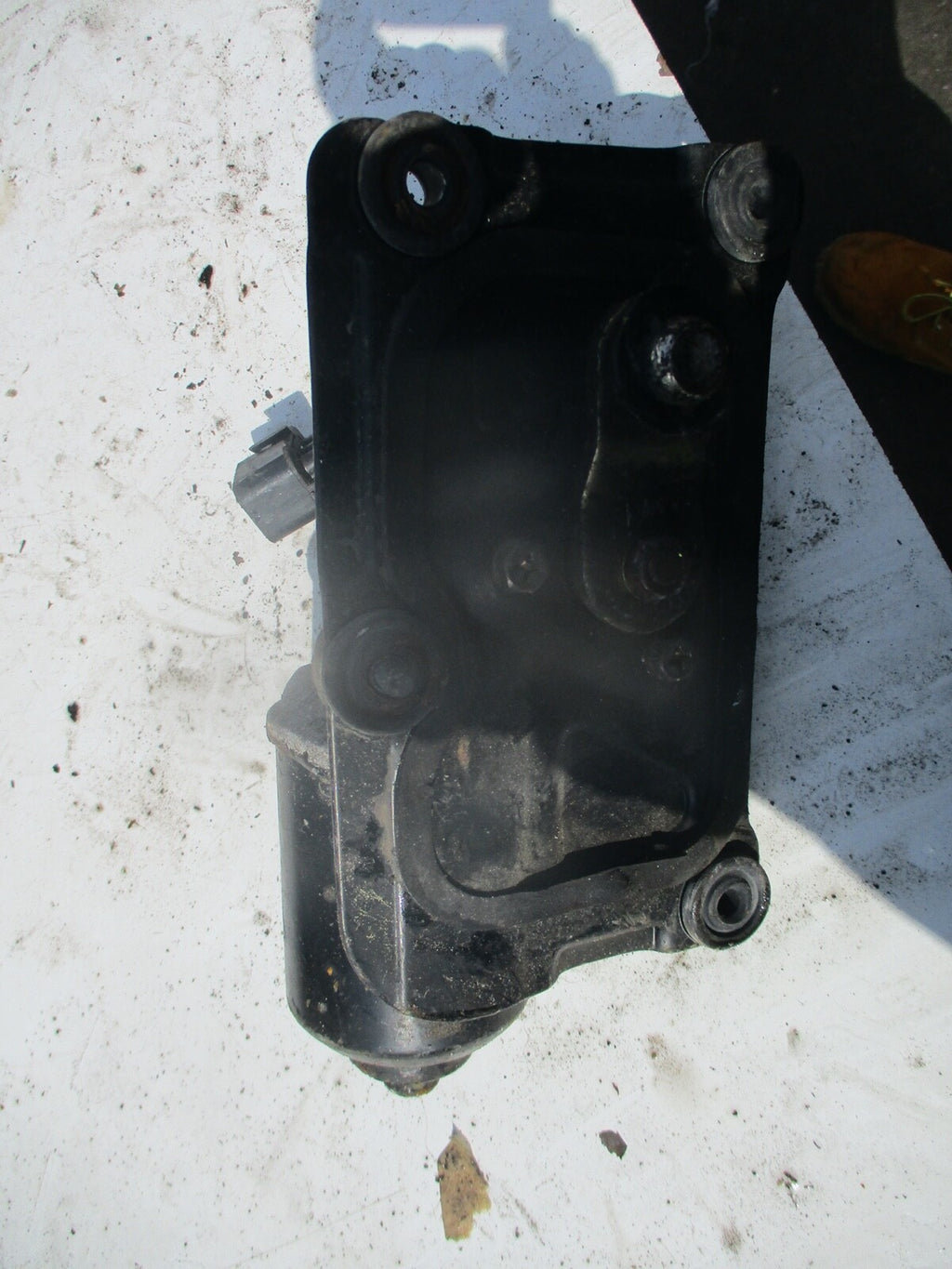 KIA SEDONA MK1 2004 FRONT WIPER MOTOR 03541 7590