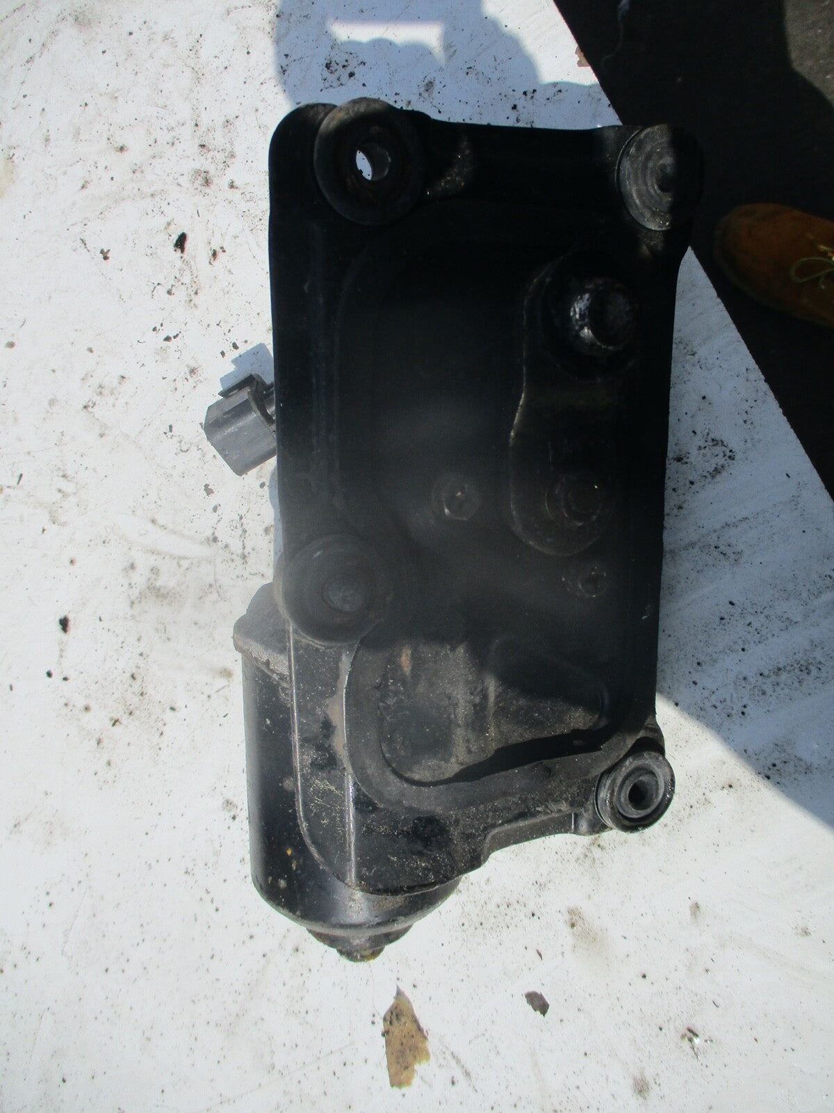KIA SEDONA MK1 2004 FRONT WIPER MOTOR 03541 7590