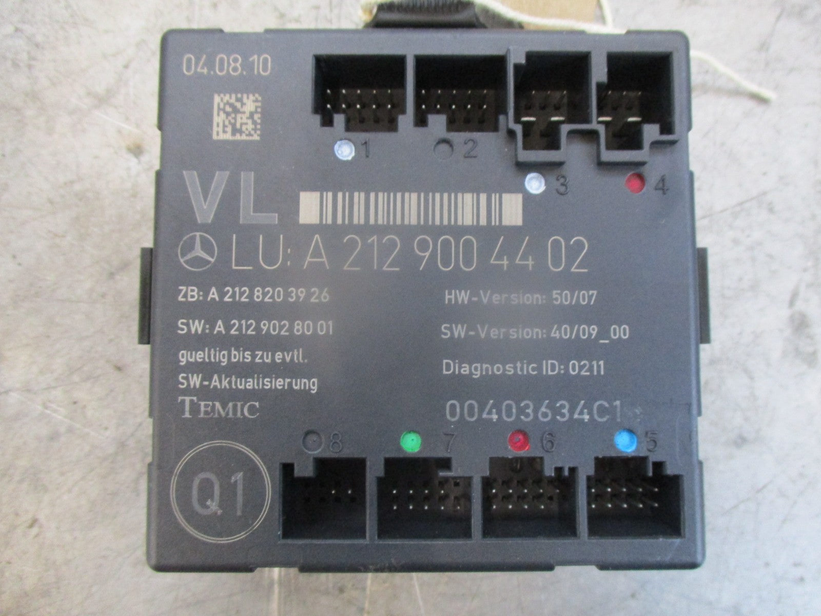 MERCEDES E CLASS W212 NSF PASSENGER FRONT DOOR MODULE A2129004402