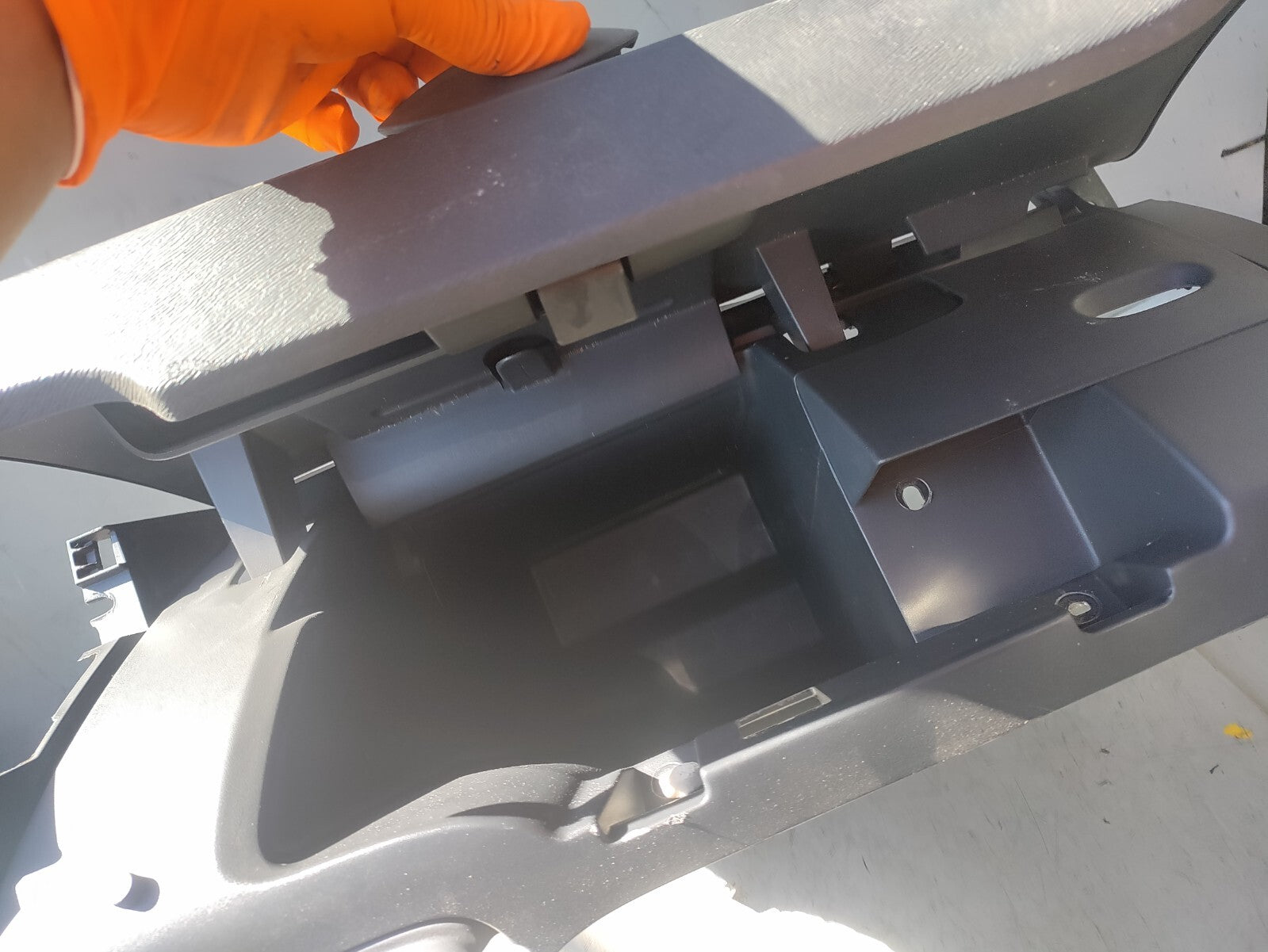 MERCEDES BENZ CITAN W415 2015 NS PASSENGER SIDE STORAGE COMPARTMENT GLOVEBOX