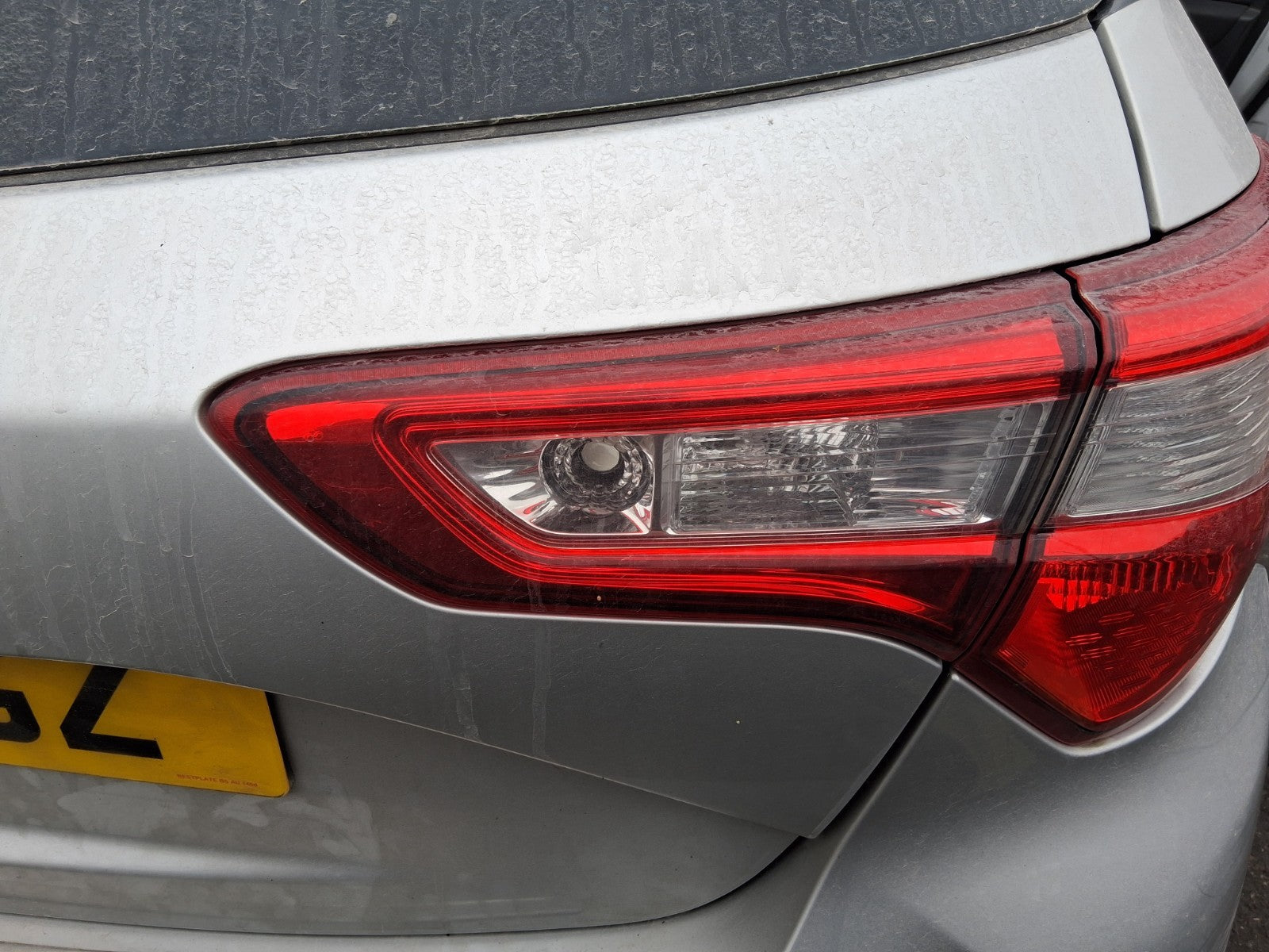 TOYOTA YARIS MK3 2019 FACELIFT OSR DRIVER SIDE REAR INNER TAIL LIGHT LAMP