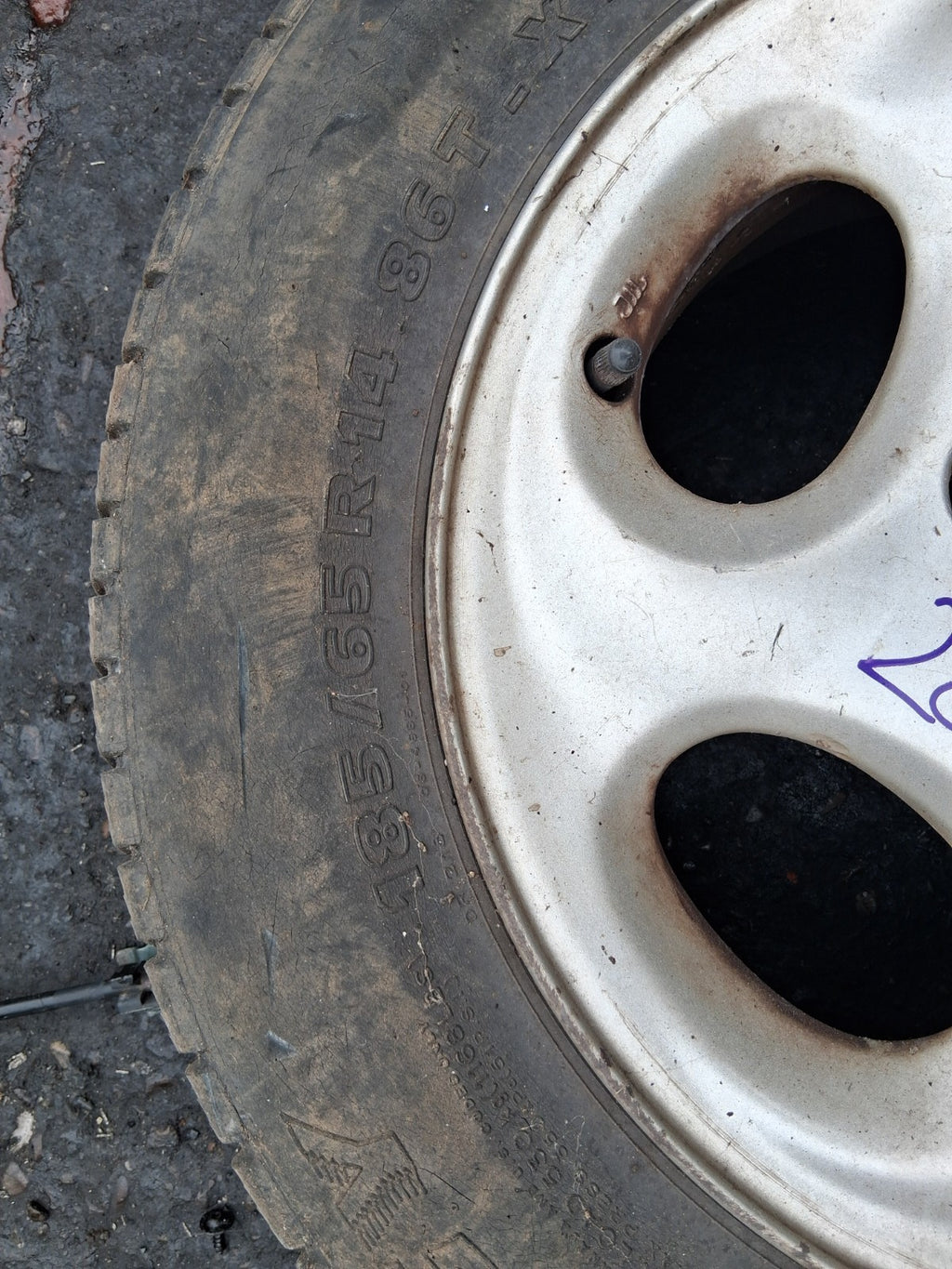 2001 PEUGEOT 206 14 INCH ALLOY WHEEL WITH TYRE 185/65R14