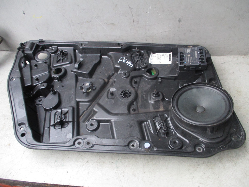 MERCEDES BENZ 2017 A CLASS W176 PASSENGER SIDE FRONT DOOR WINDOW MOTOR REGULATOR