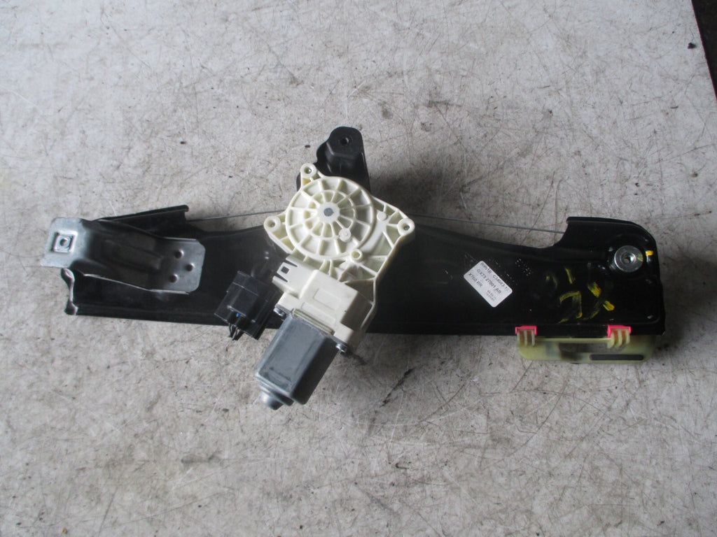 JAGUAR XE 2016 NSR PASSENGER SIDE REAR WINDOW MOTOR REGULATOR GX7327001AB